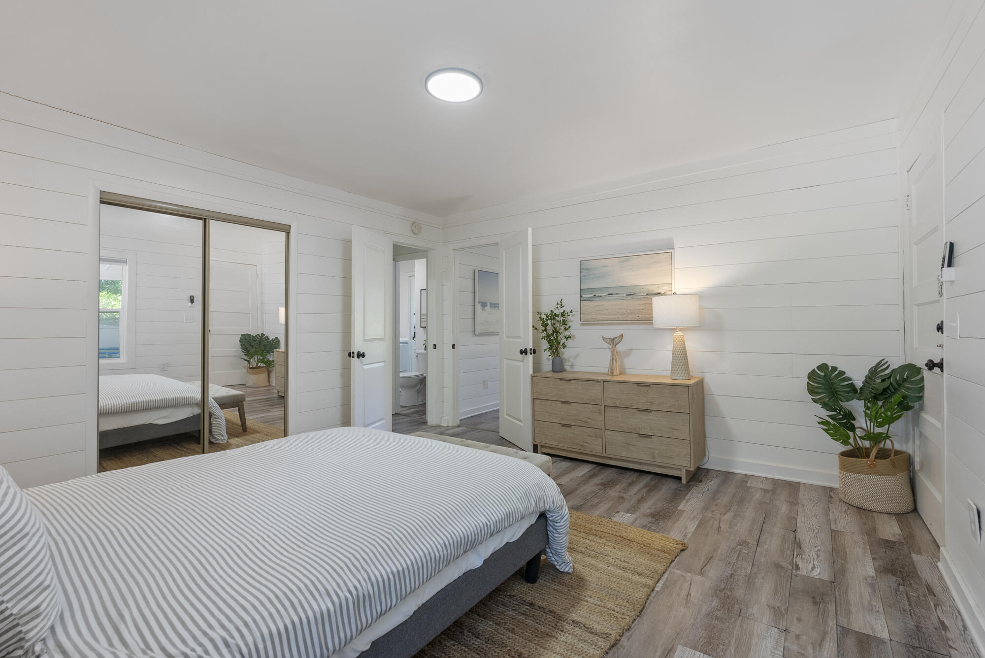 SUNNYSIDE - Residential