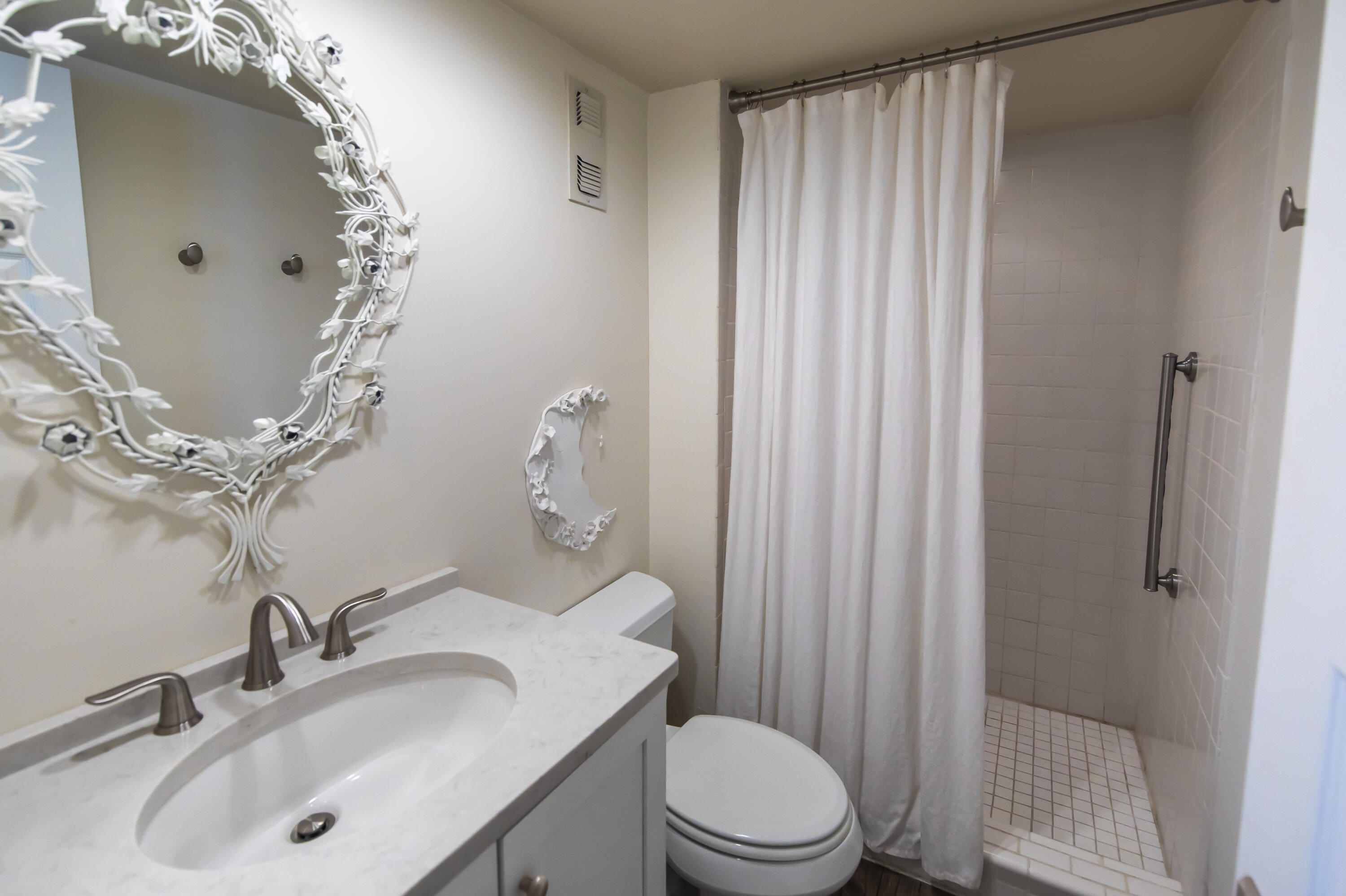 SAND CLIFFS CONDO - Residential