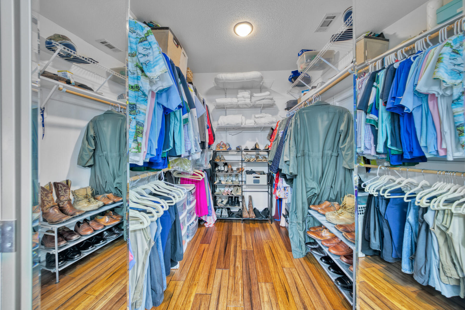 ROCKY BAYOU COUNTRY CLUB ESTATES 4 - Residential