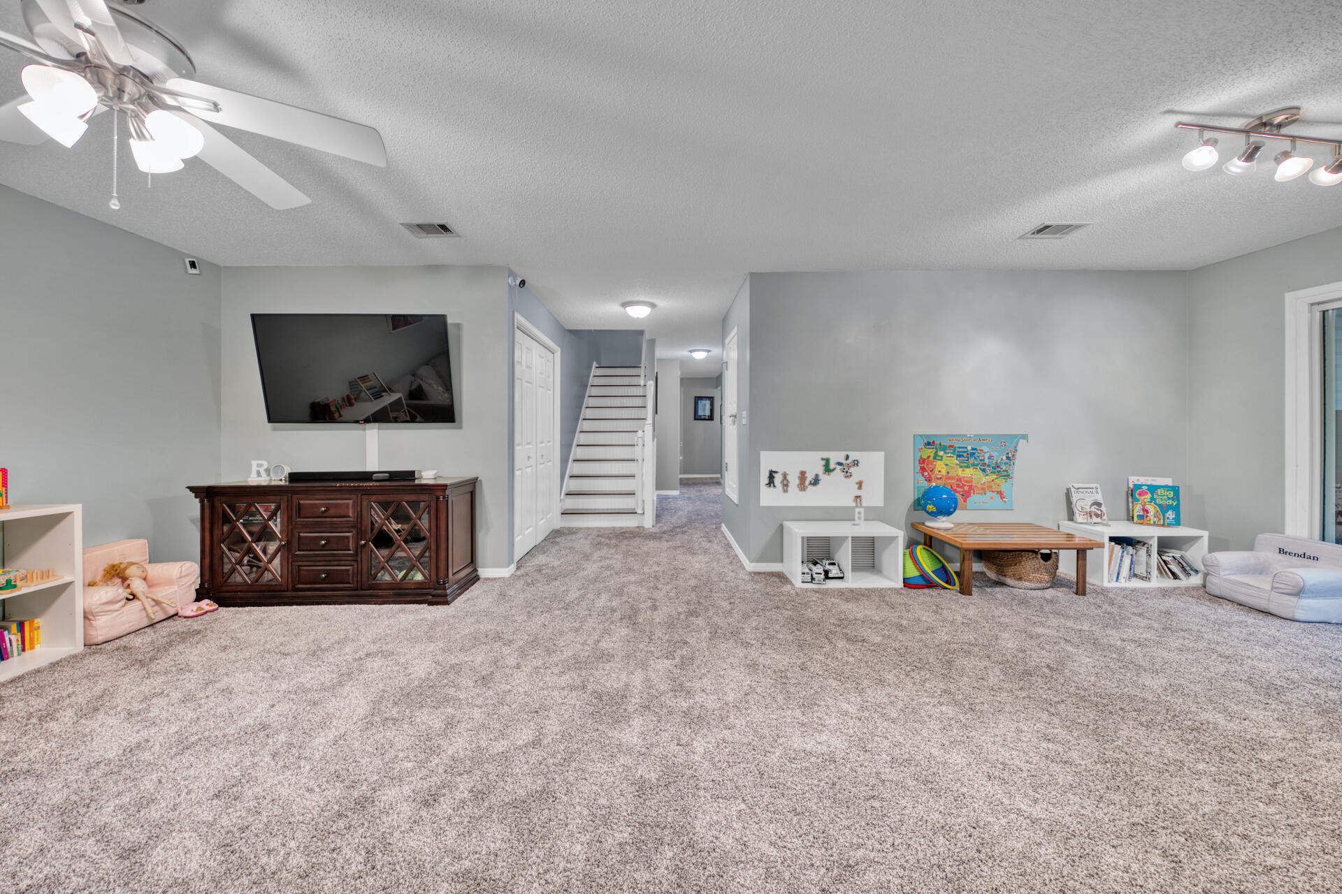 ROCKY BAYOU COUNTRY CLUB ESTATES 4 - Residential