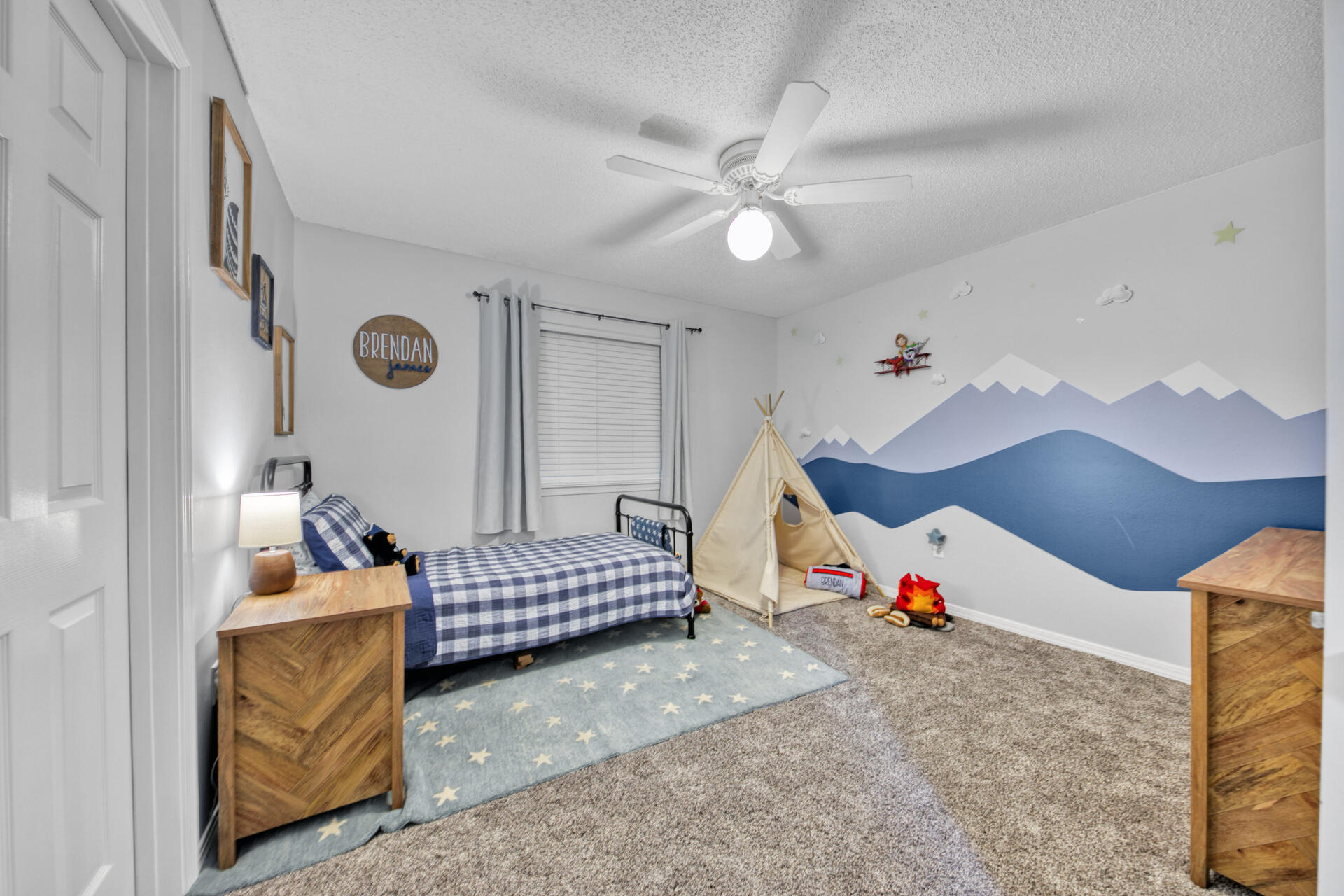 ROCKY BAYOU COUNTRY CLUB ESTATES 4 - Residential