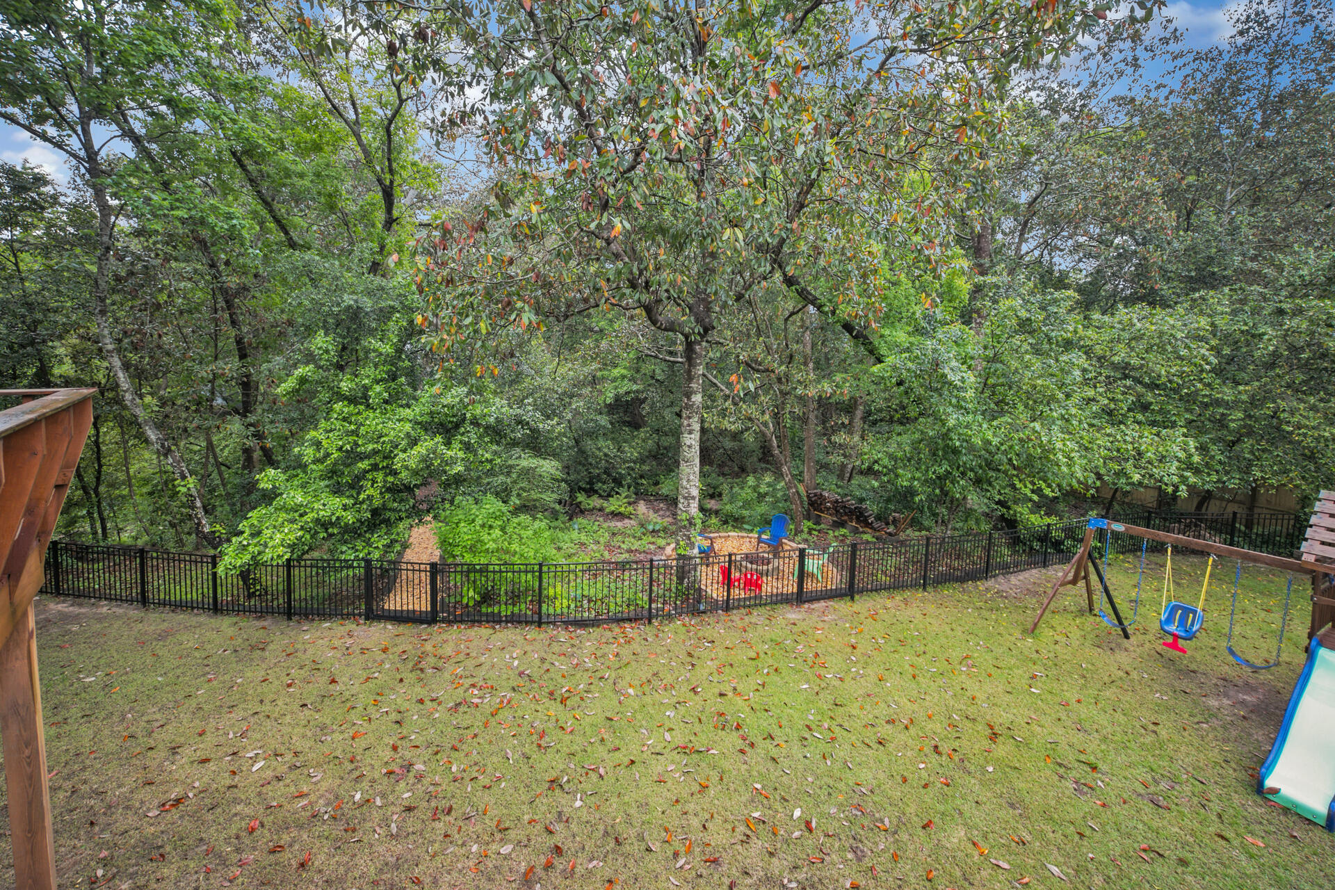 ROCKY BAYOU COUNTRY CLUB ESTATES 4 - Residential