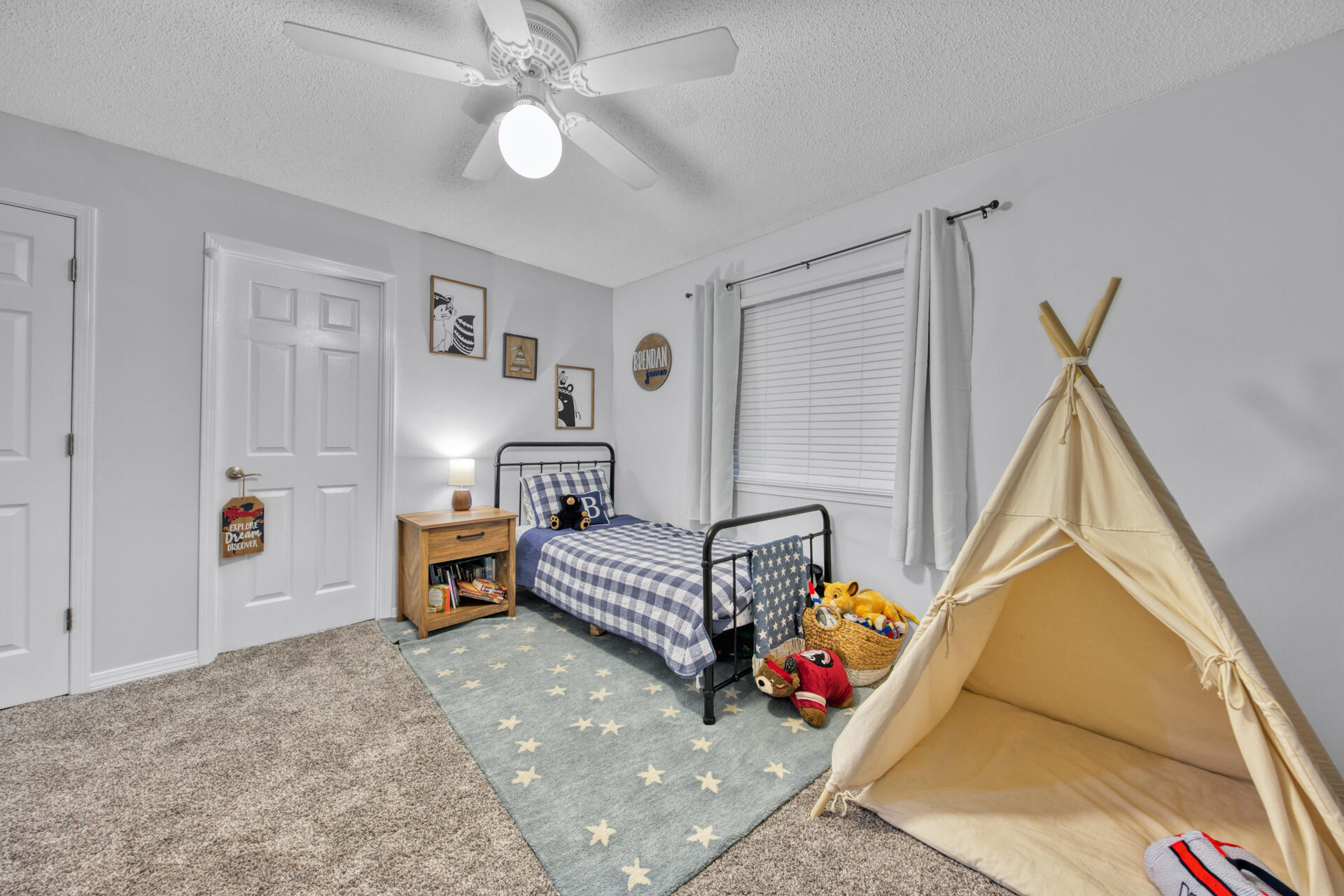 ROCKY BAYOU COUNTRY CLUB ESTATES 4 - Residential