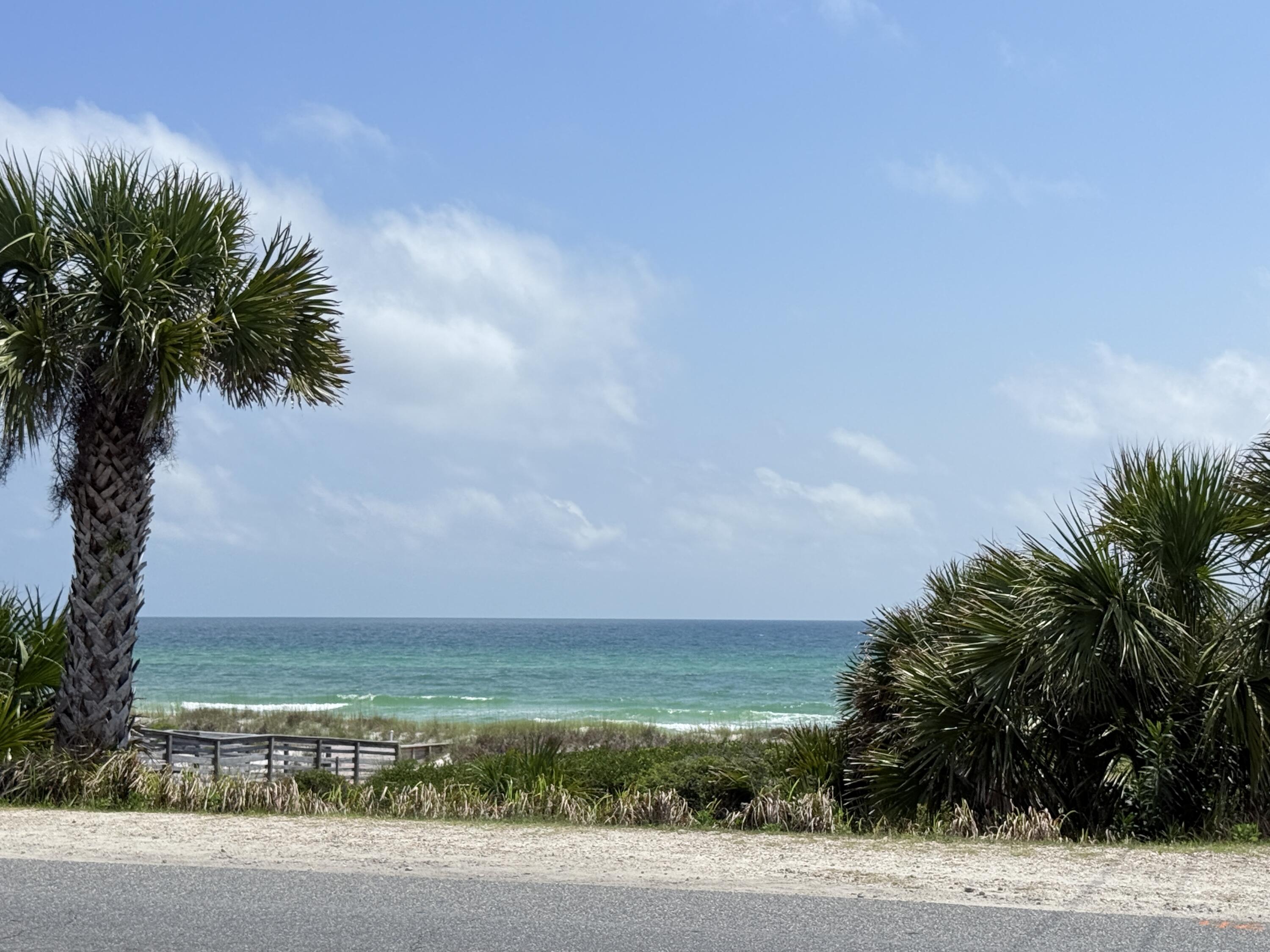 BAHAMA BEACH 1ST ADDN - Land