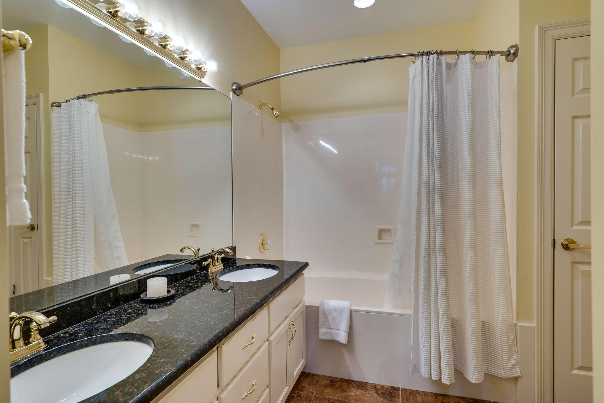 Vantage Point - Residential