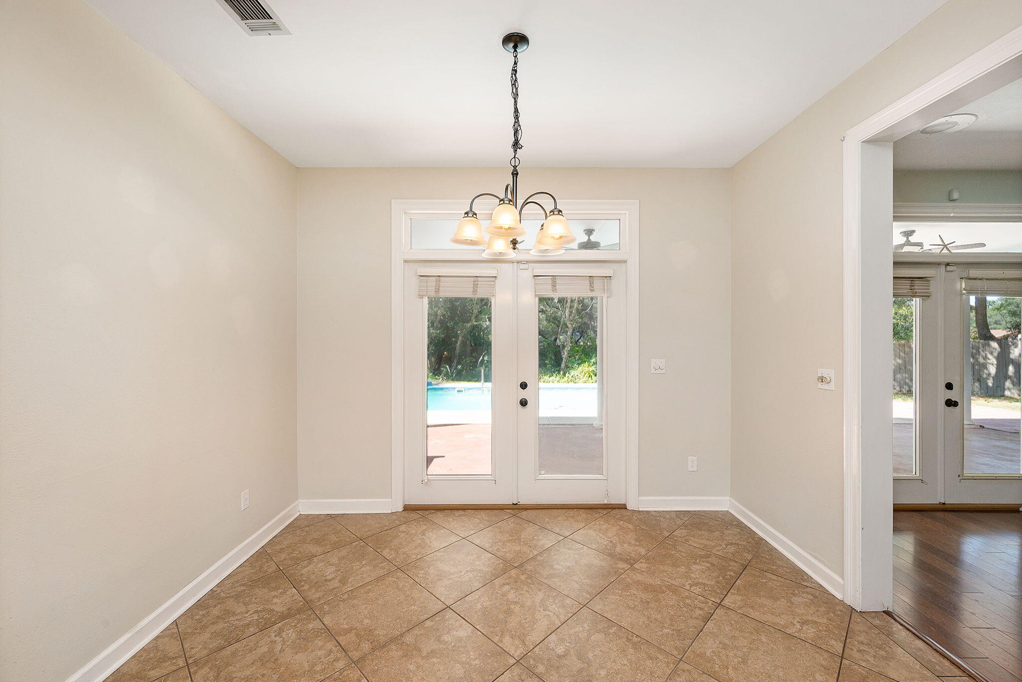 LAKE POINTE - Residential