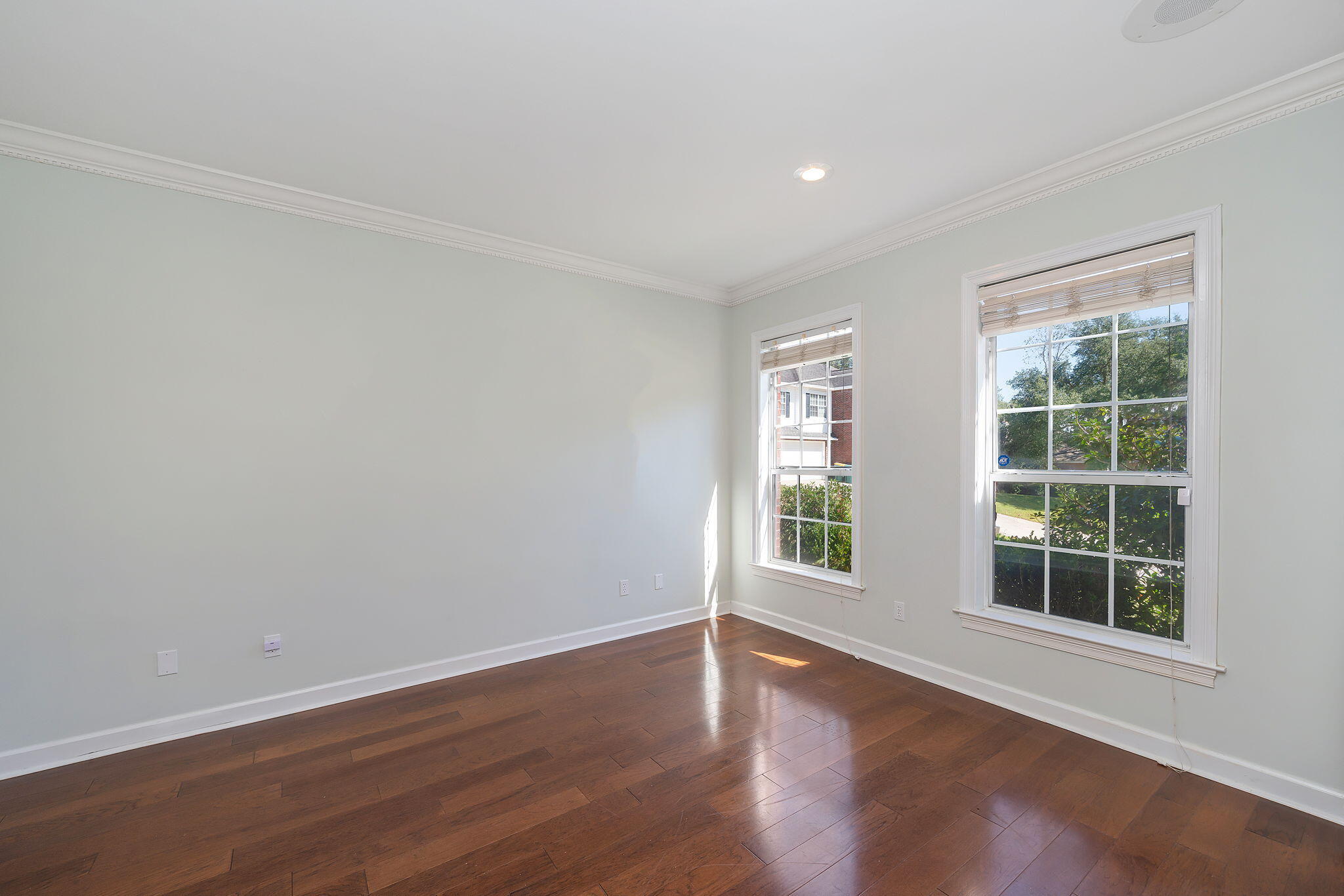 LAKE POINTE - Residential