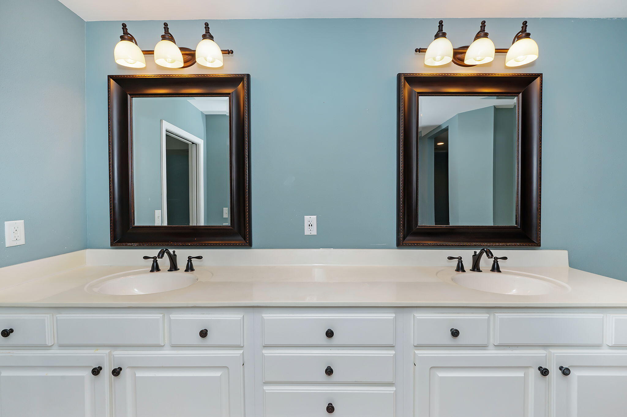 LAKE POINTE - Residential