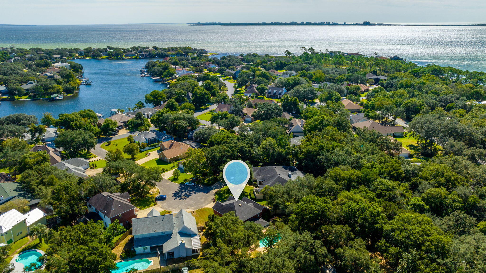 LAKE POINTE - Residential