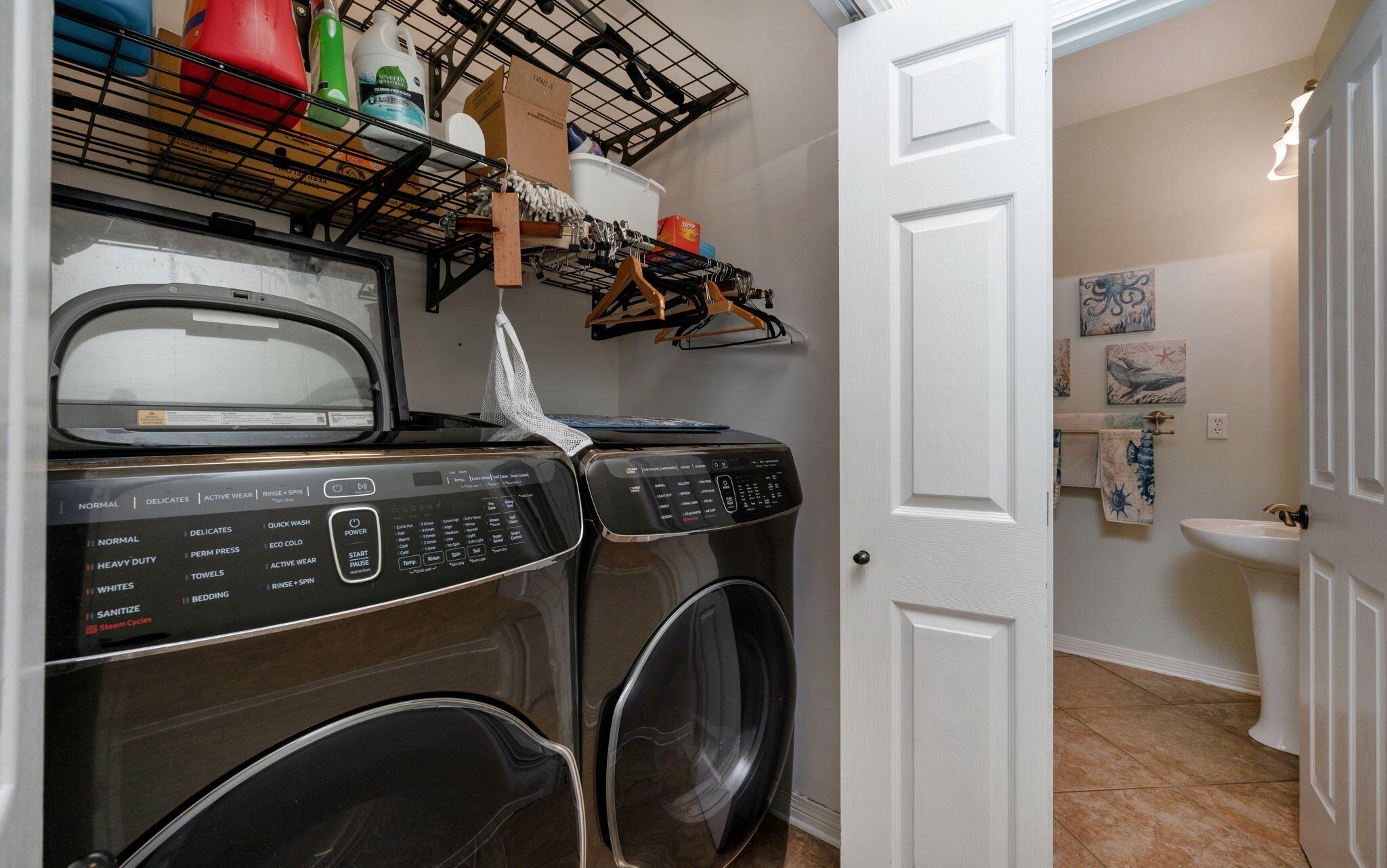 LAKE POINTE - Residential