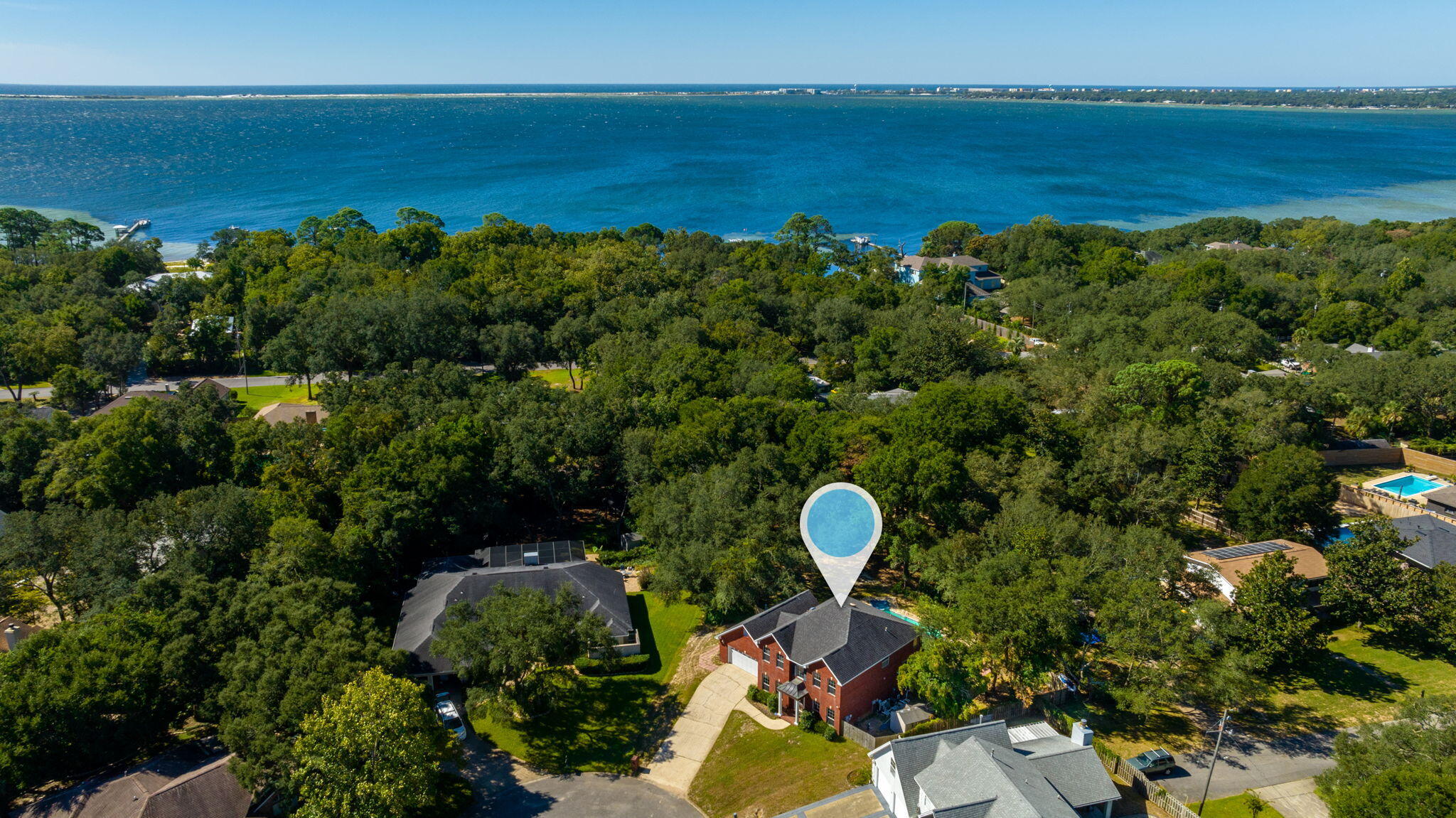 LAKE POINTE - Residential