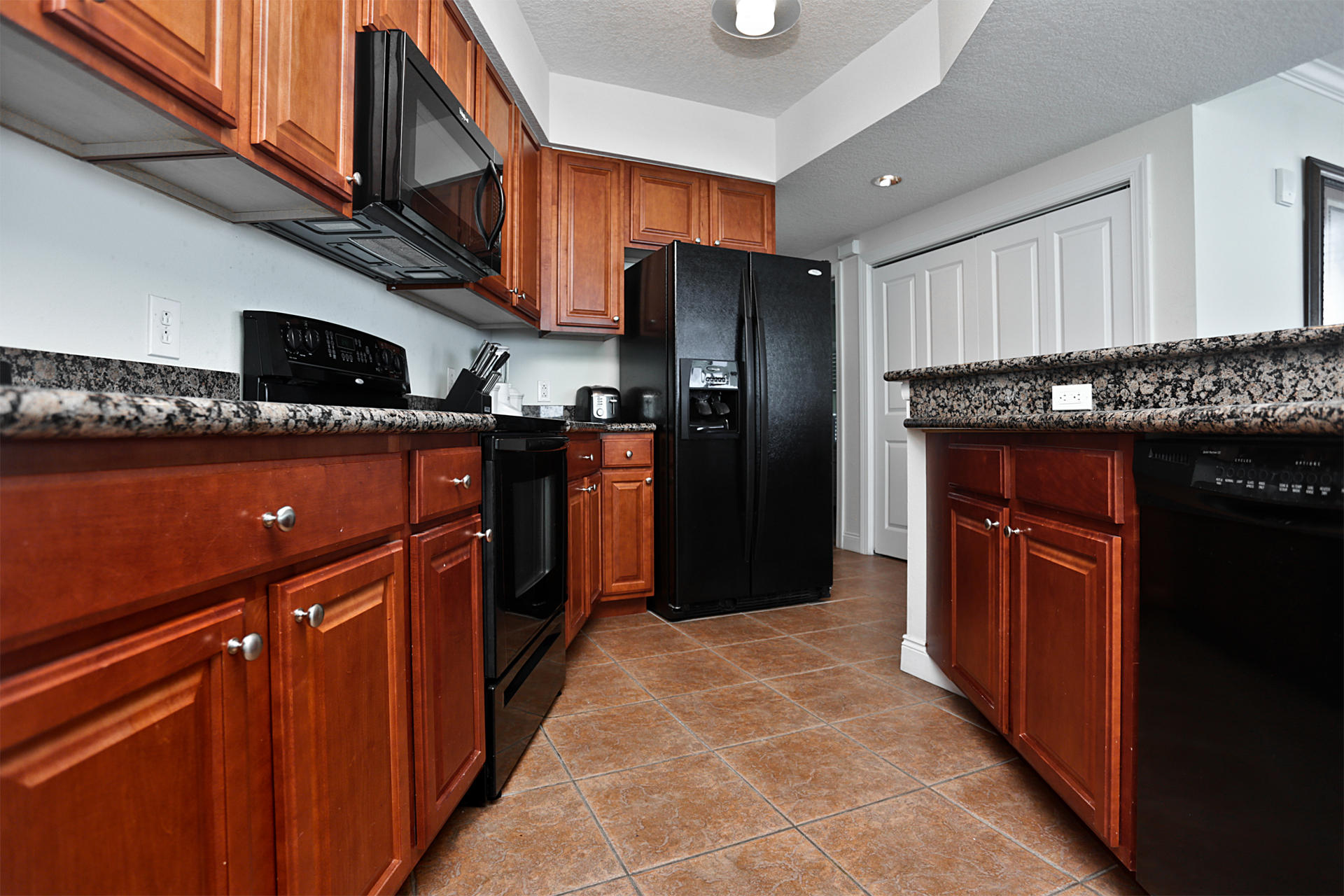 PALAZZO CONDOMINIUM - Residential