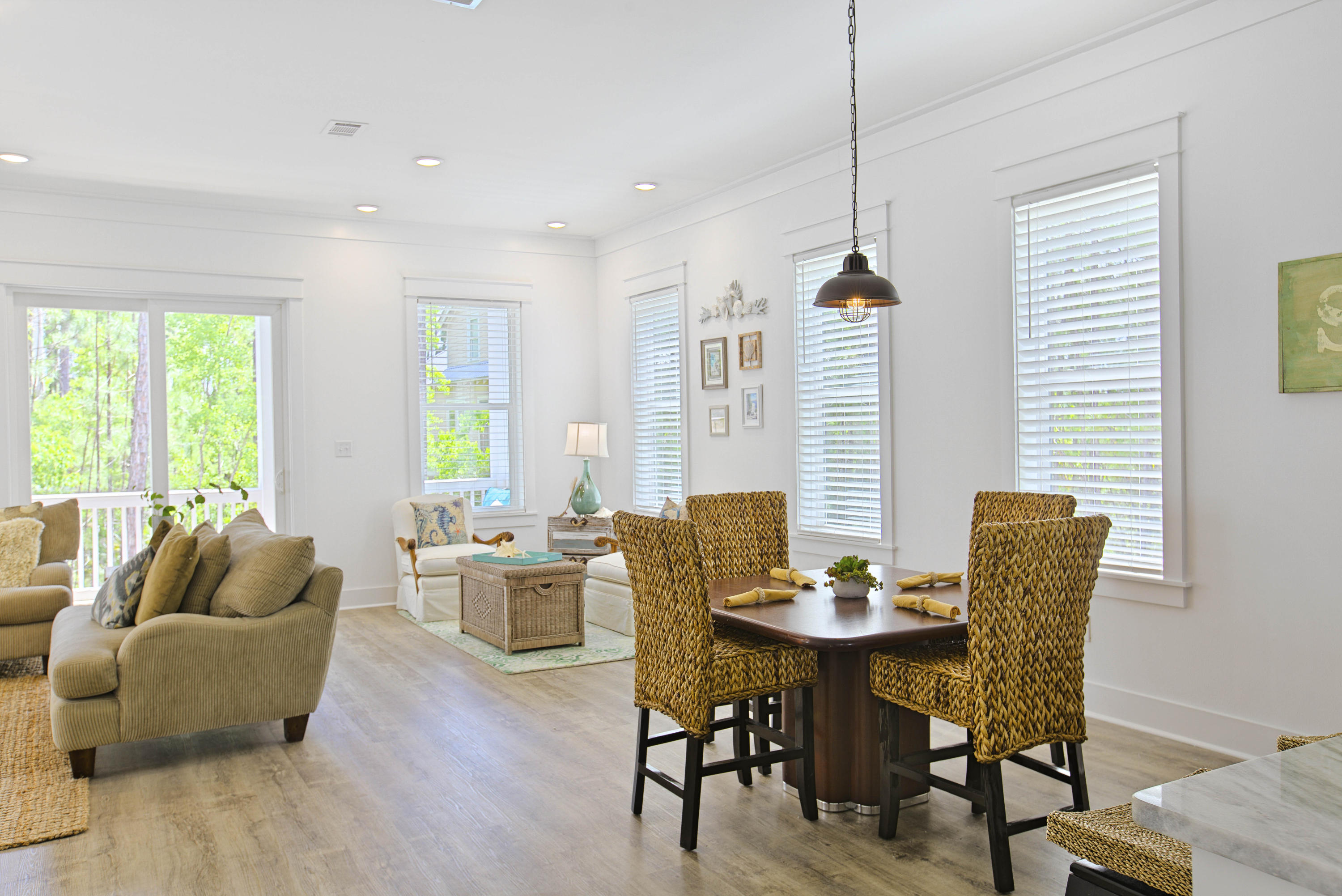 CESSNA LANDING - Residential