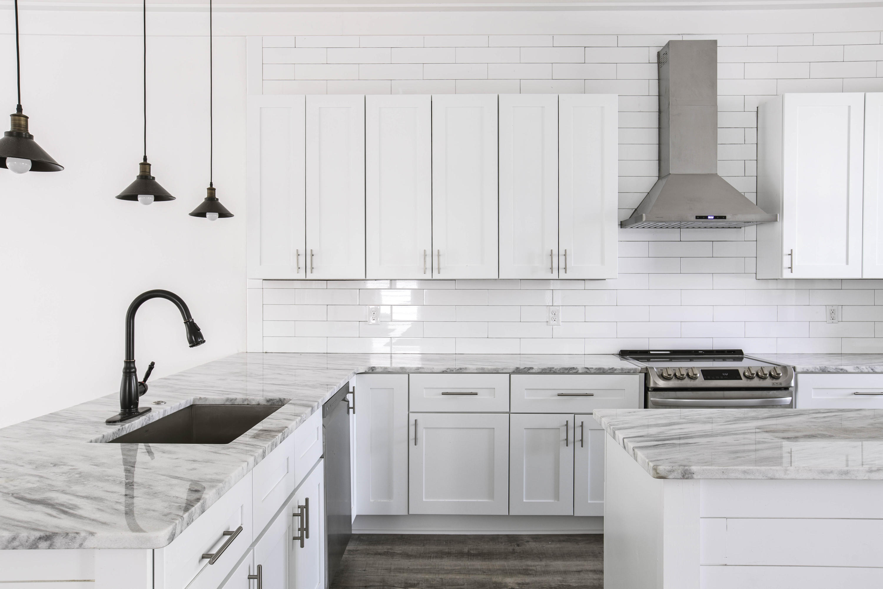 CESSNA LANDING - Residential