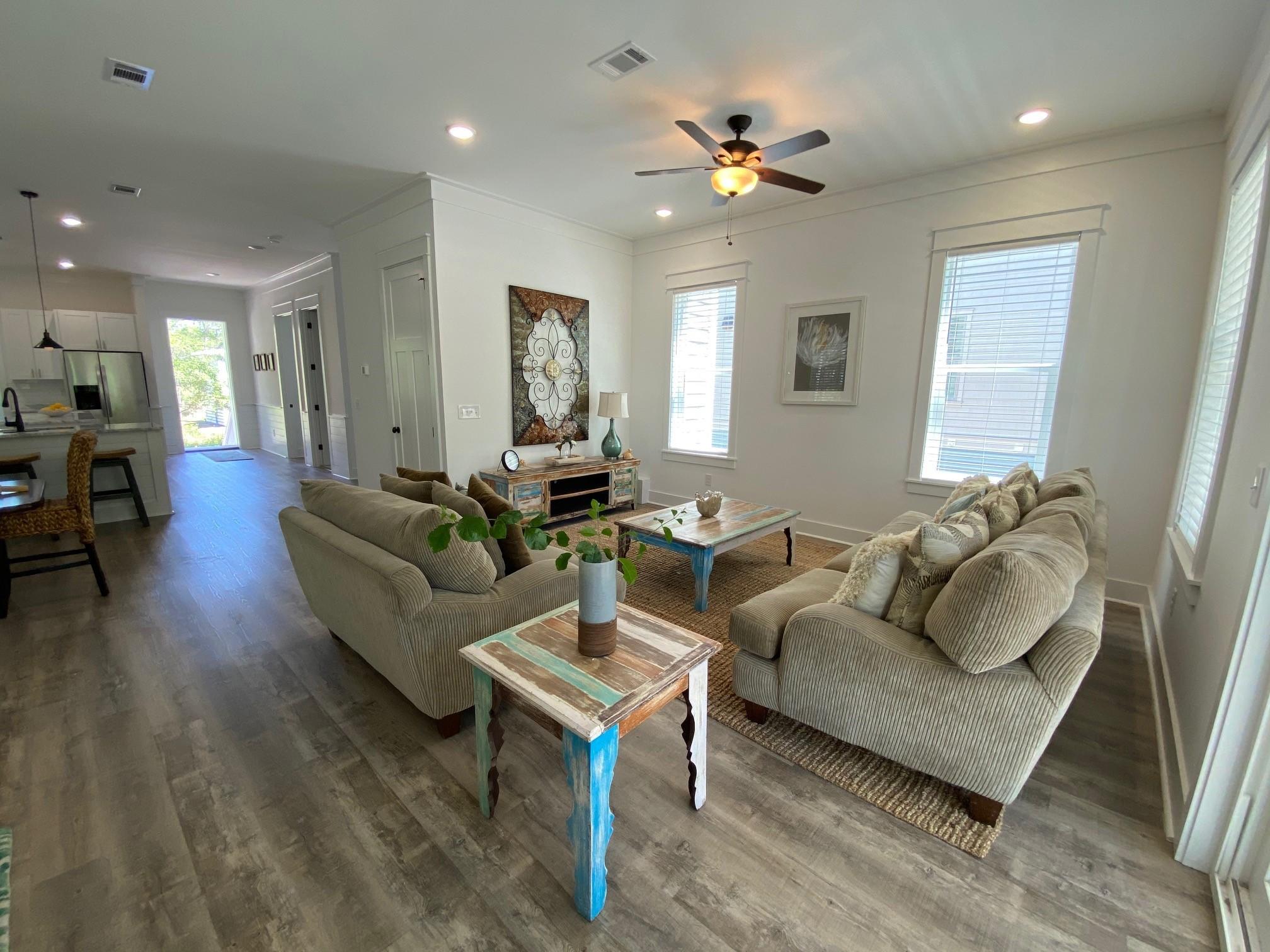 CESSNA LANDING - Residential