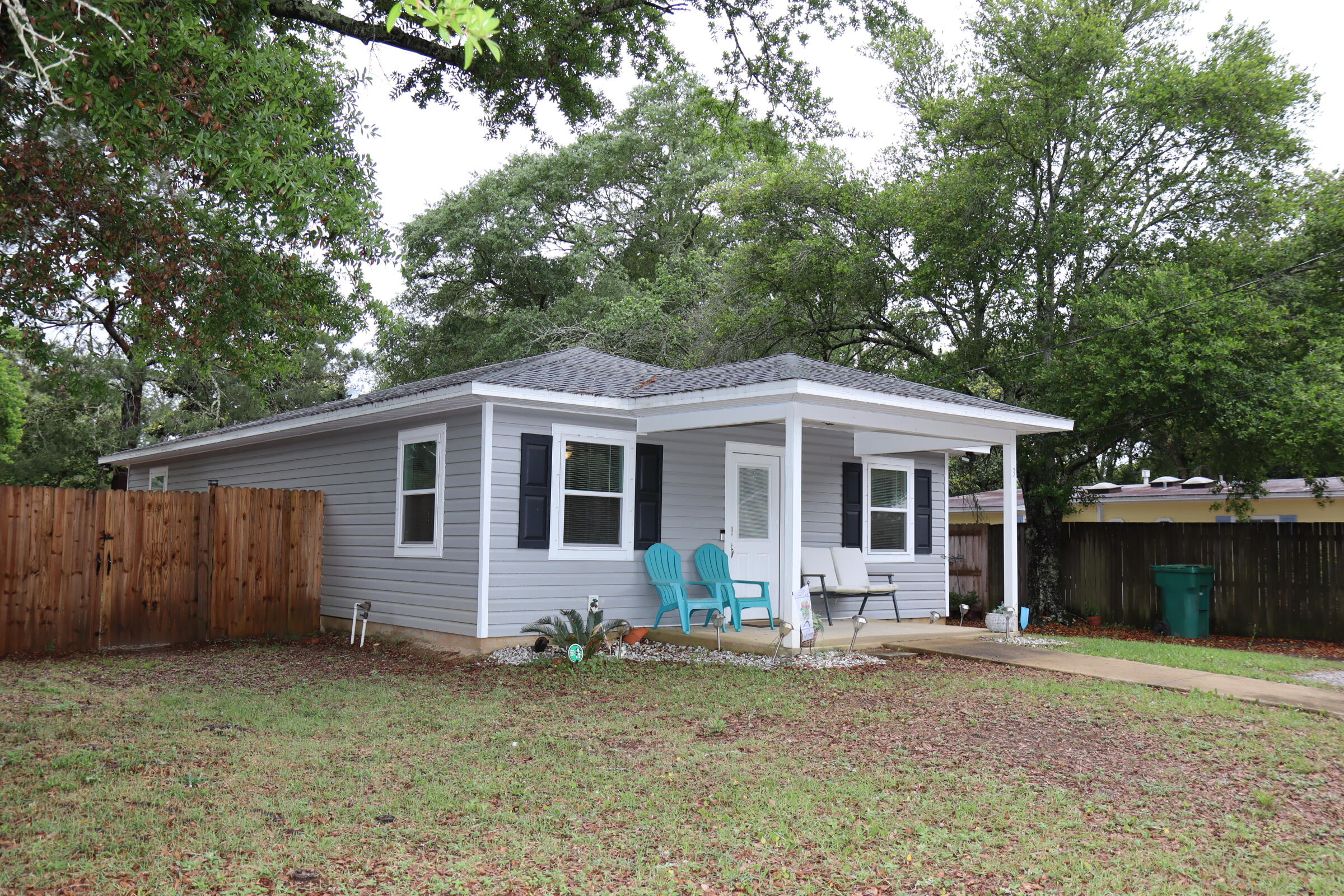 Single Family Residence - Residential