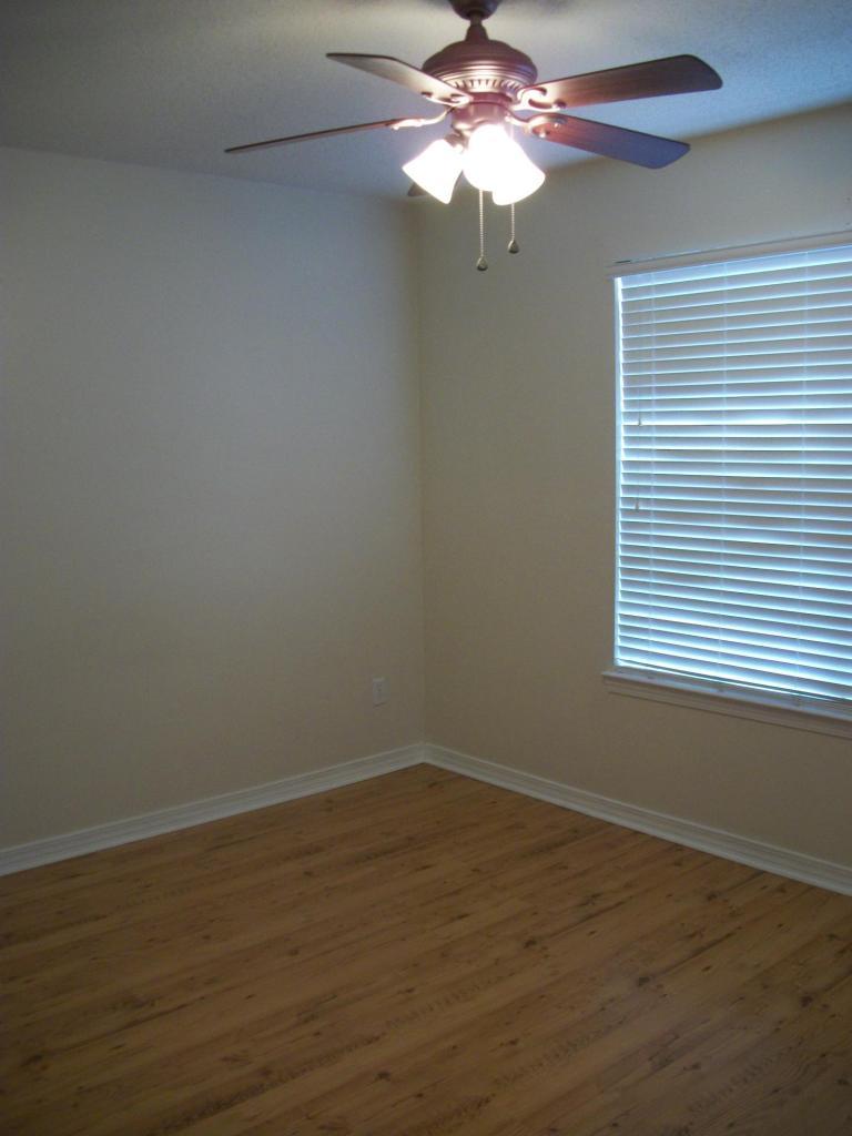 NORTHVIEW ESTATES 5TH ADDN - Residential Lease