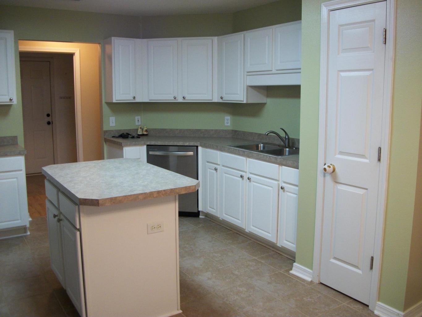 NORTHVIEW ESTATES 5TH ADDN - Residential Lease