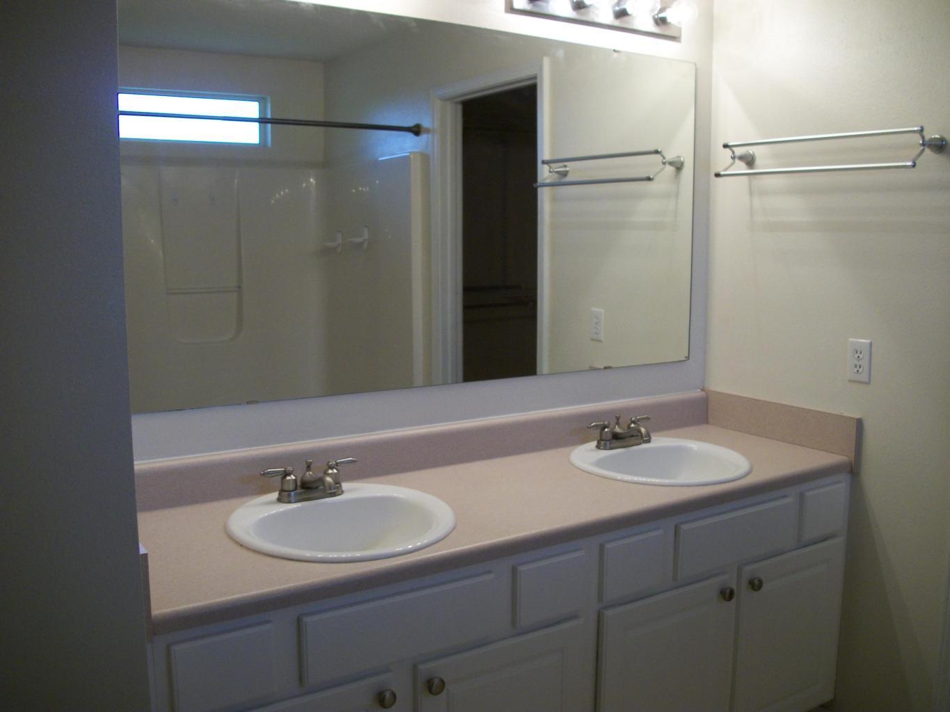 NORTHVIEW ESTATES 5TH ADDN - Residential Lease