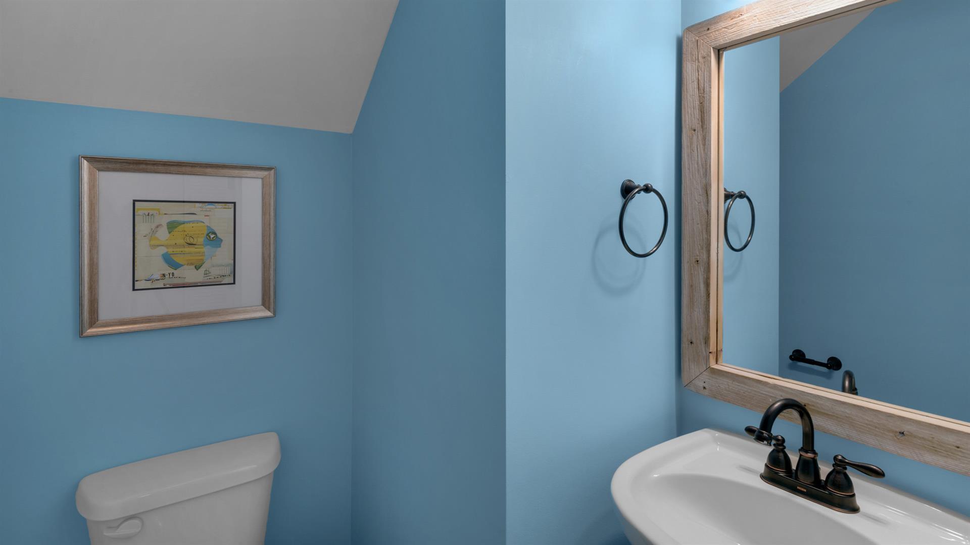 COTTAGES AT EASTERN LAKE - Residential