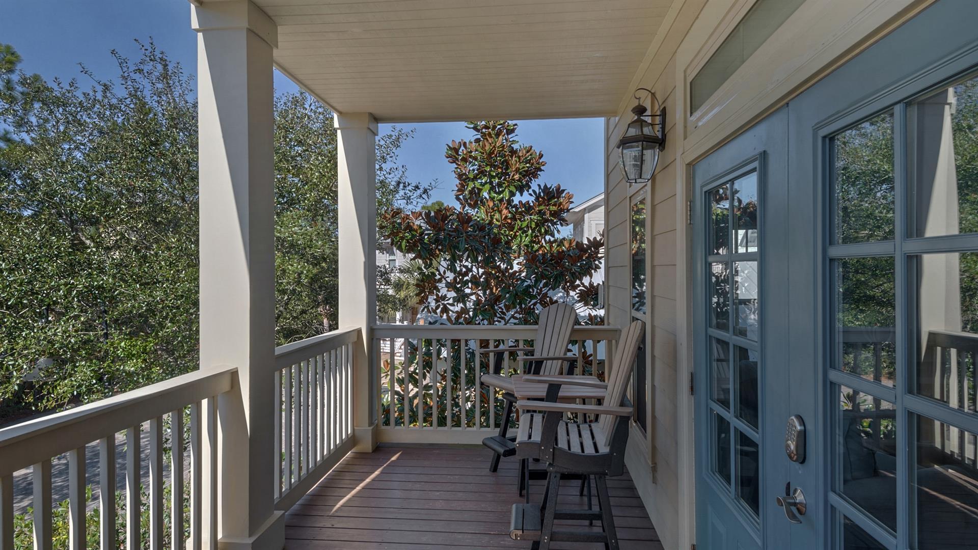 COTTAGES AT EASTERN LAKE - Residential
