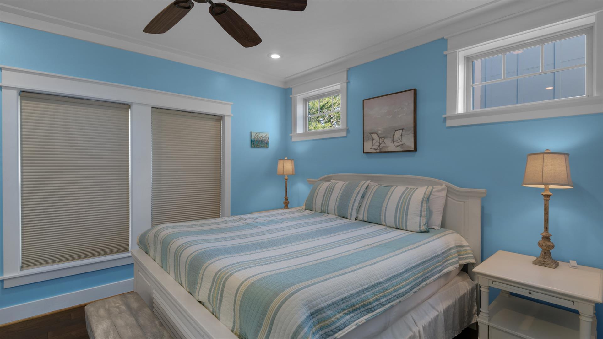 COTTAGES AT EASTERN LAKE - Residential