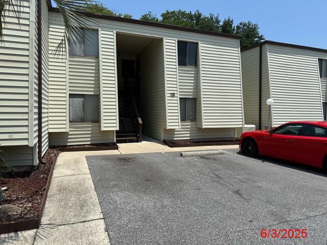 Enjoy the amenities of the waterfront community. Boating, fishing, swimming and also nearby restaurants, beaches, two large military bases, etc. Great possibilities. Unit does need some updating and TLC. The balcony has a great view overlooking common area of Fountainhead.
