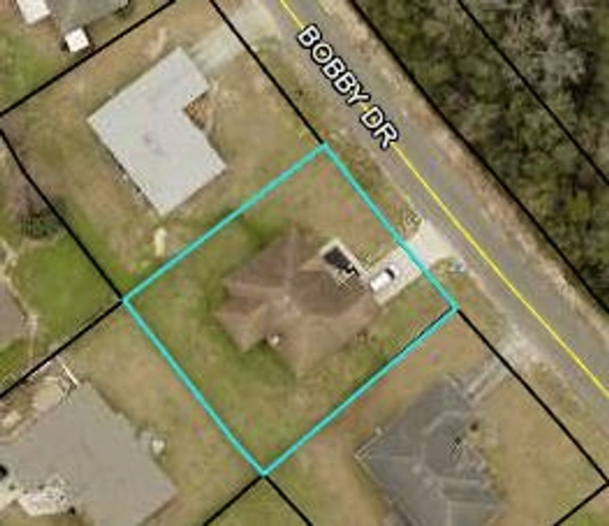 3bd/2ba home with office. New roof. Needs cosmetic work.
