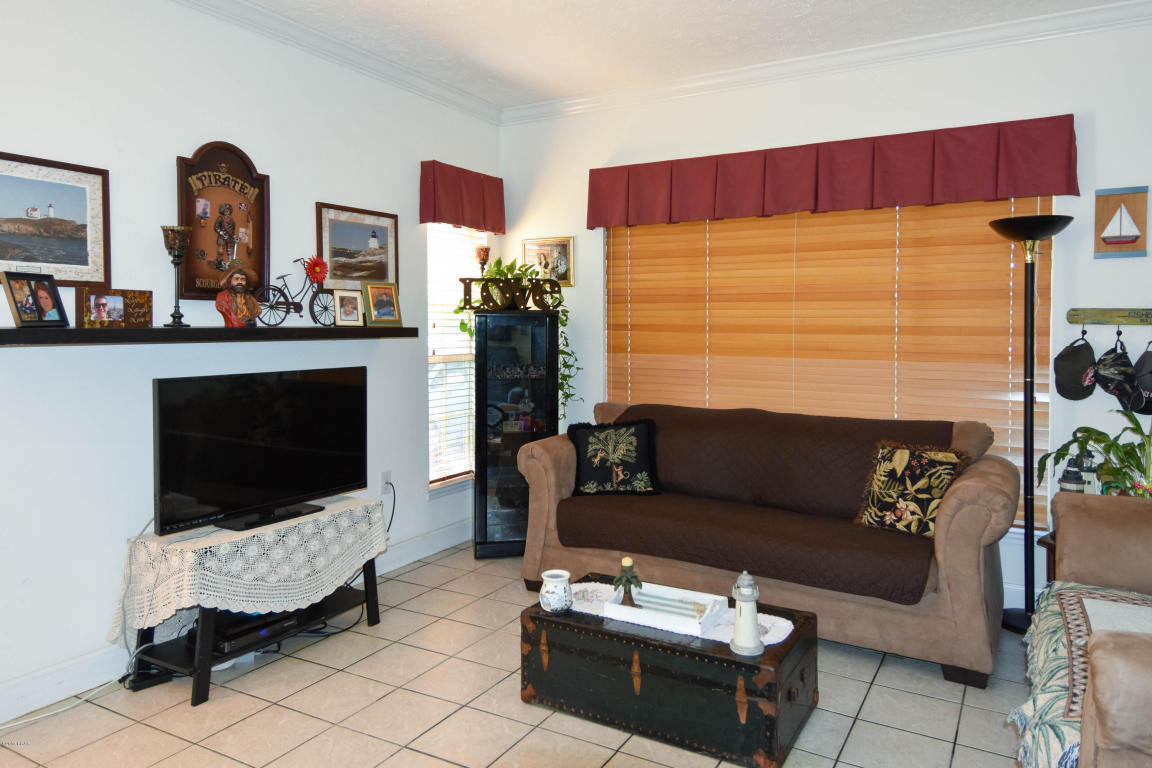 BAY GROVE - Residential