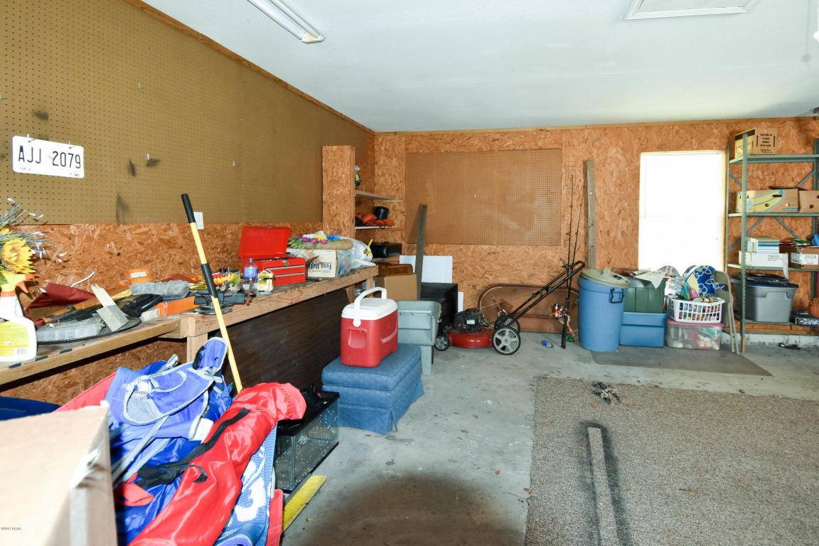 BAY GROVE - Residential