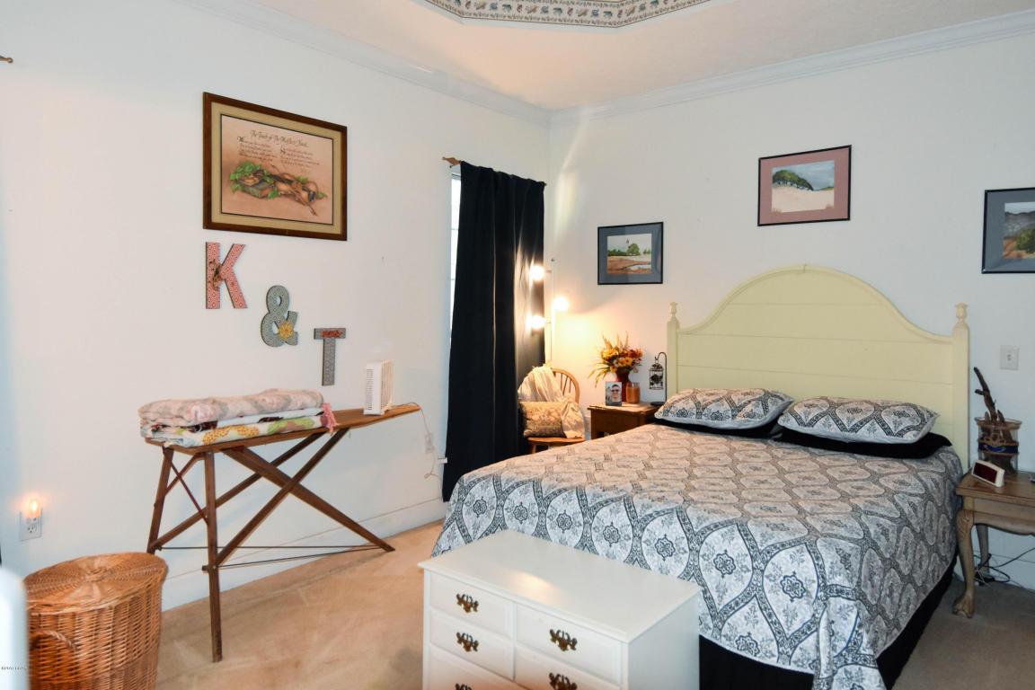 BAY GROVE - Residential