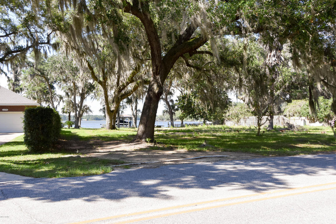 BAY GROVE - Residential