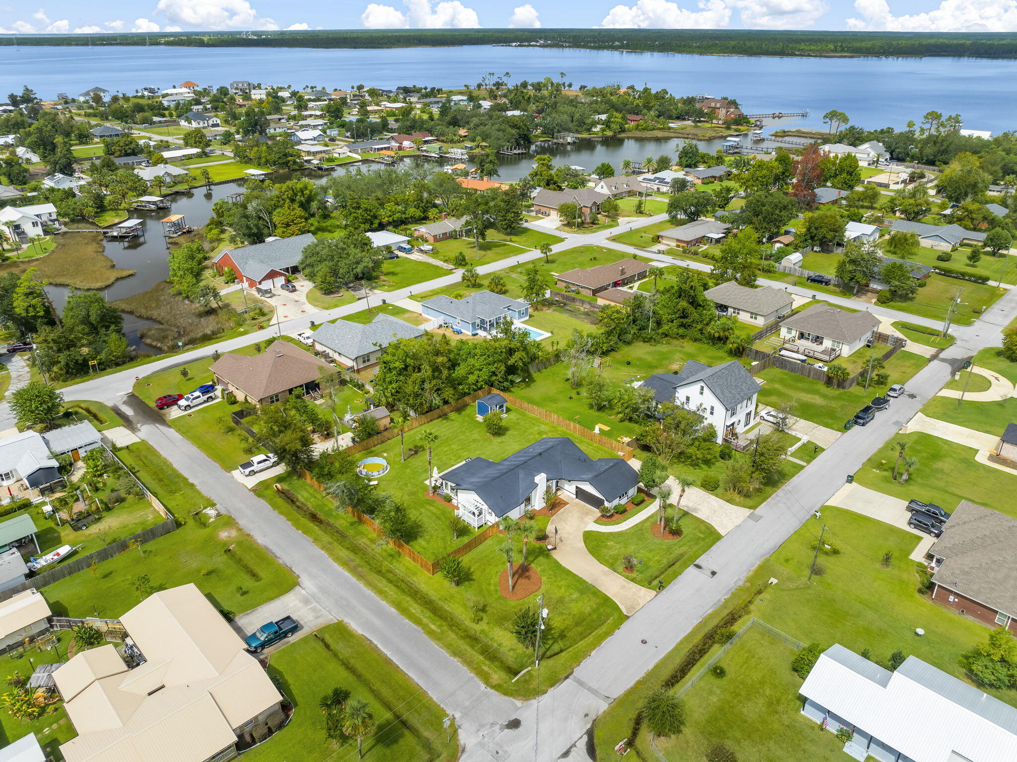 LYNN HAVEN - Residential