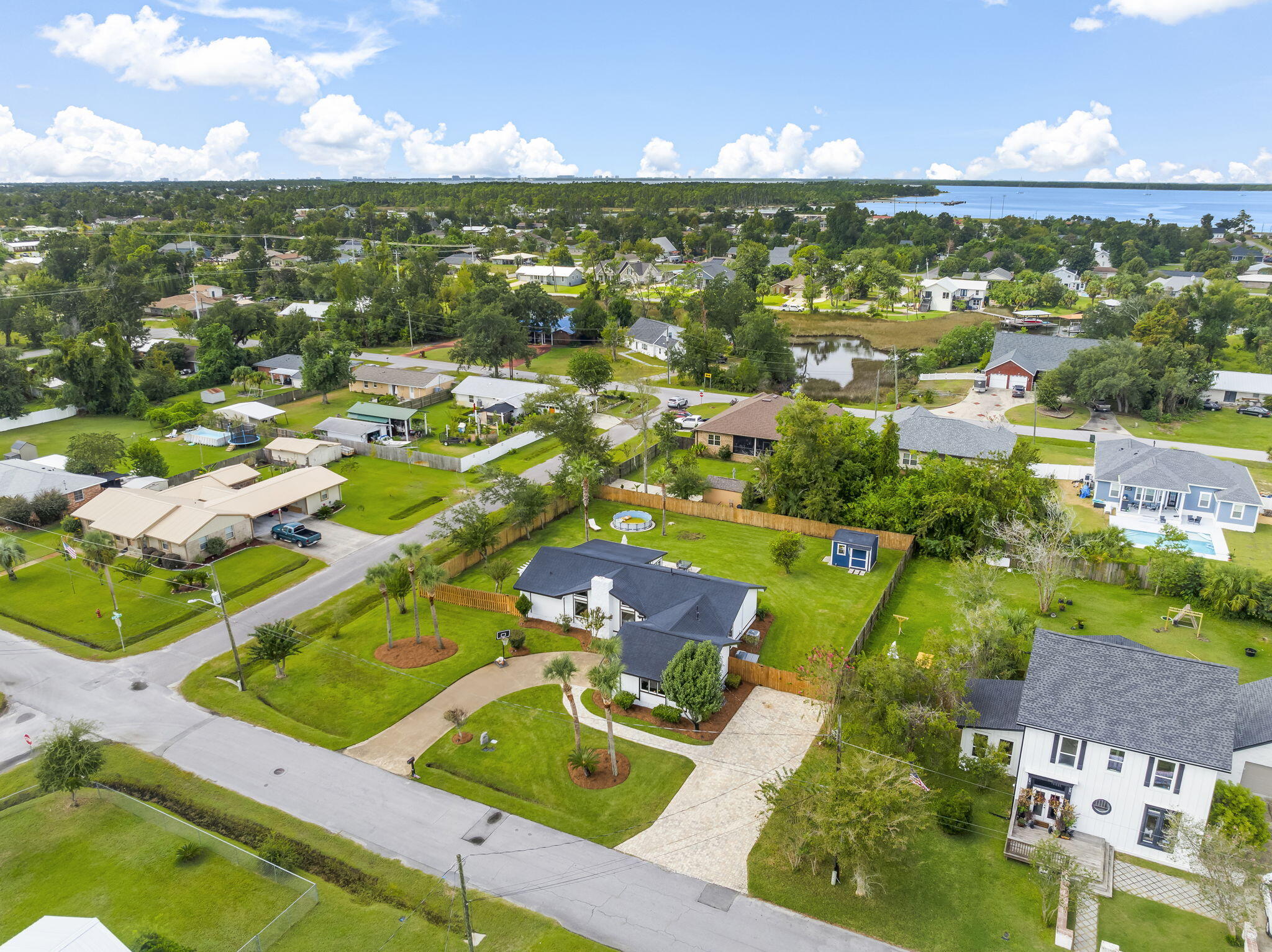 LYNN HAVEN - Residential