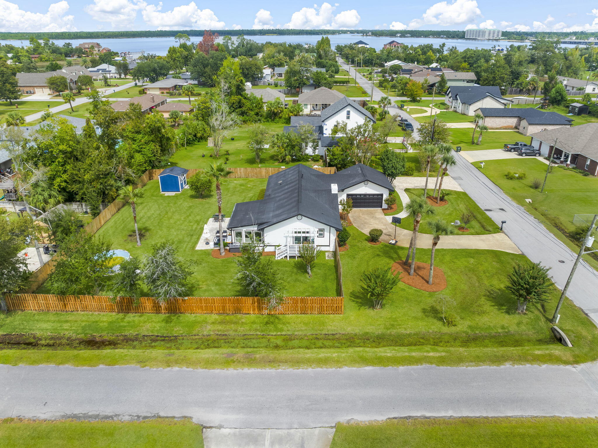LYNN HAVEN - Residential