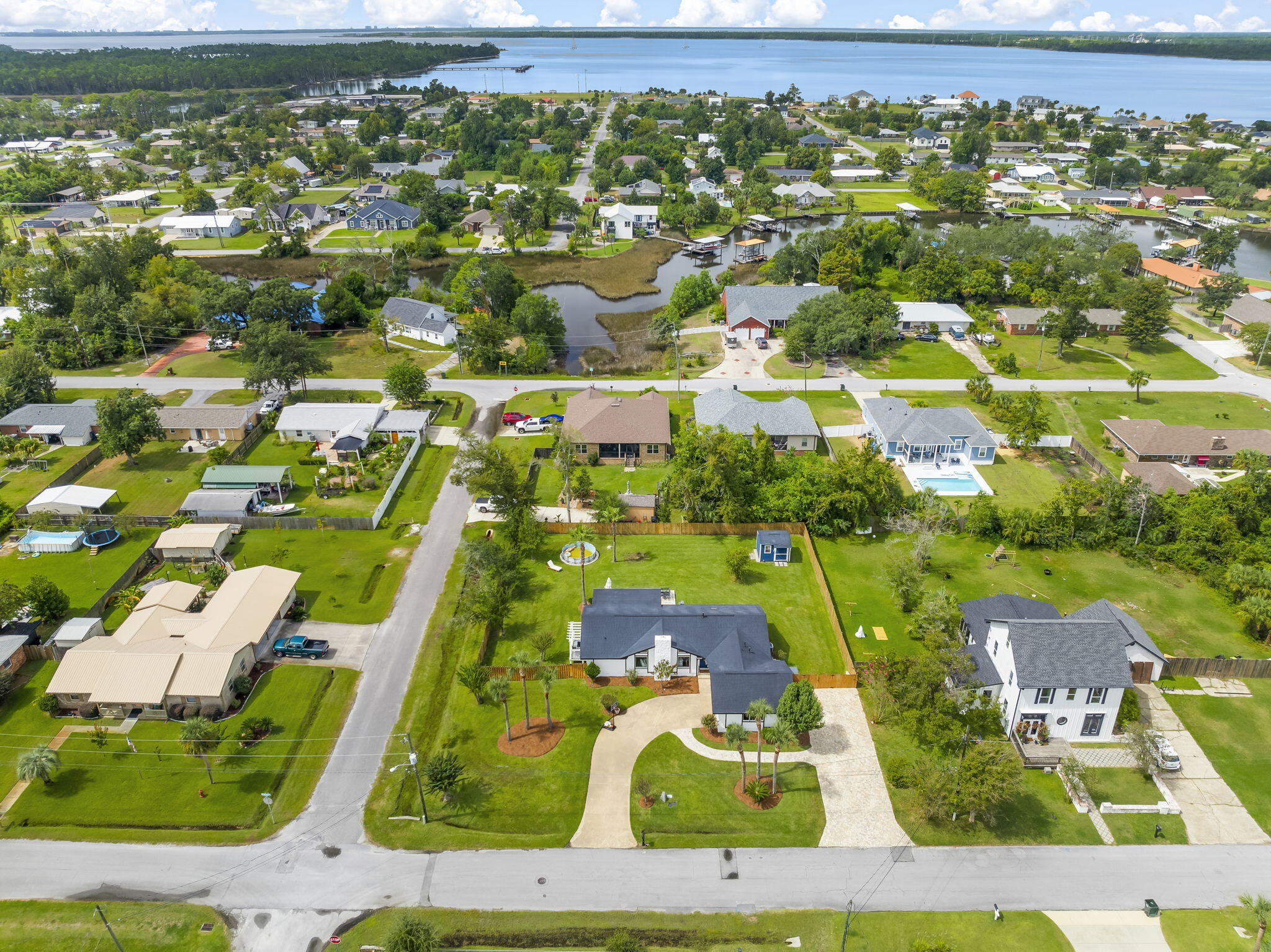 LYNN HAVEN - Residential