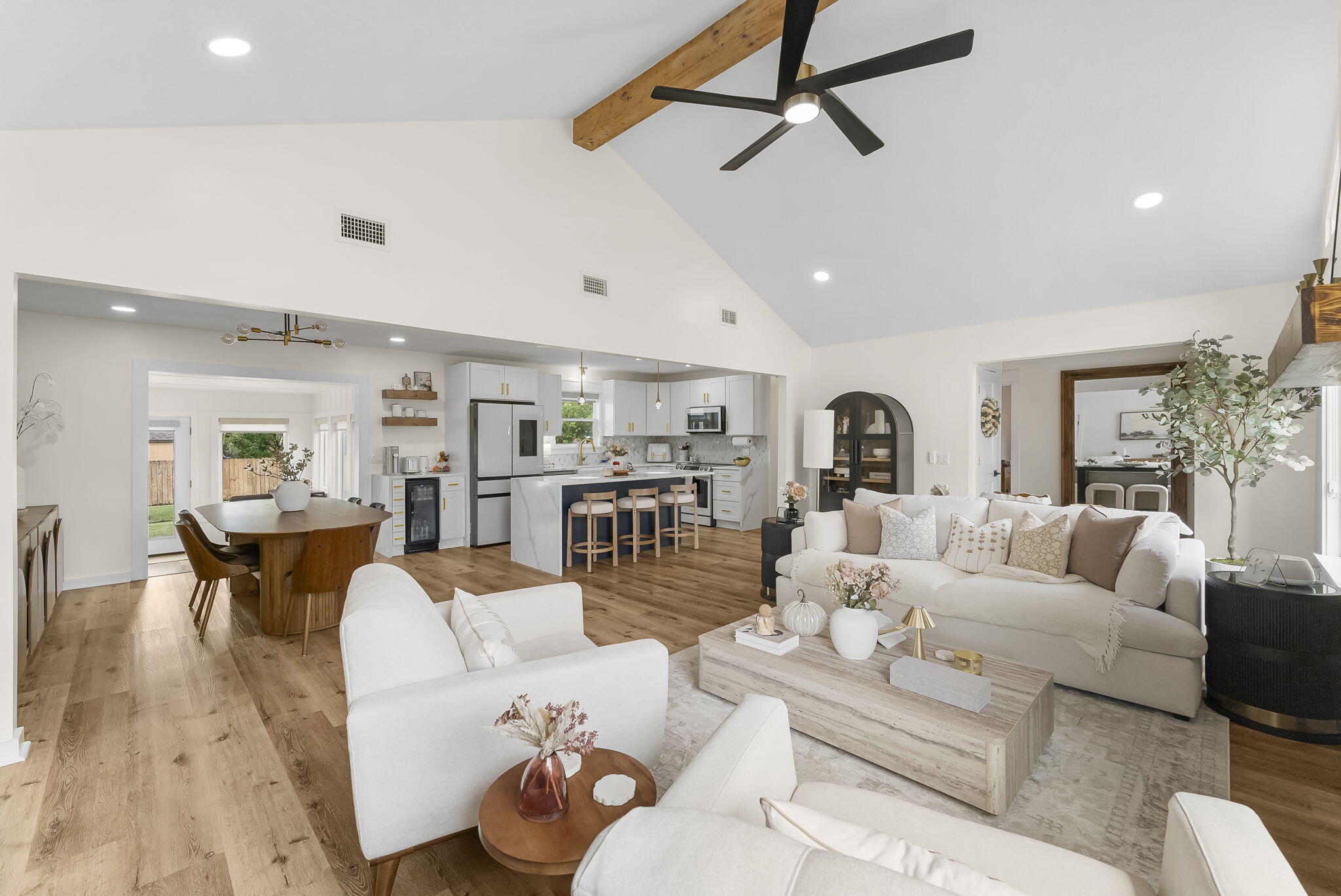 LYNN HAVEN - Residential