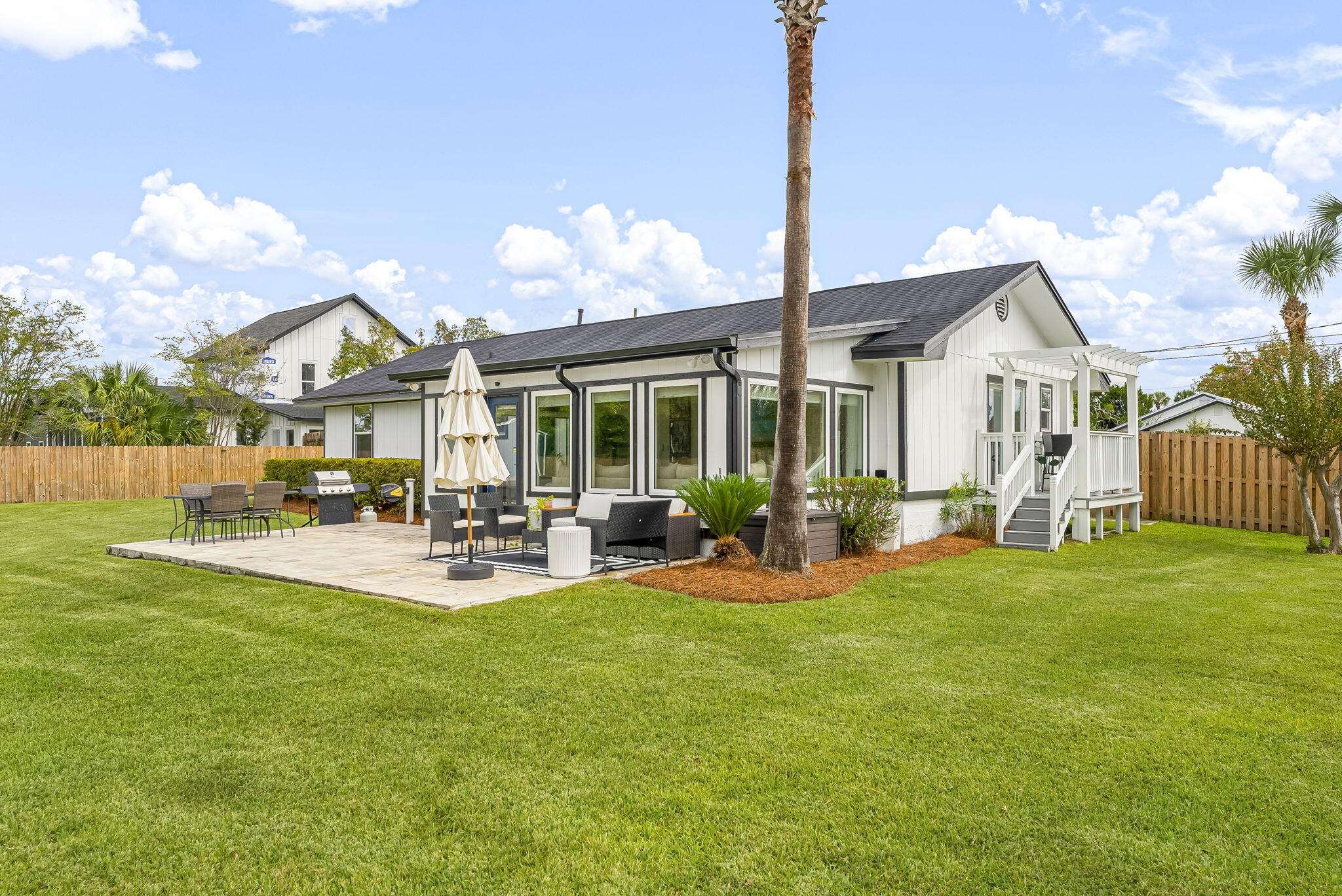LYNN HAVEN - Residential