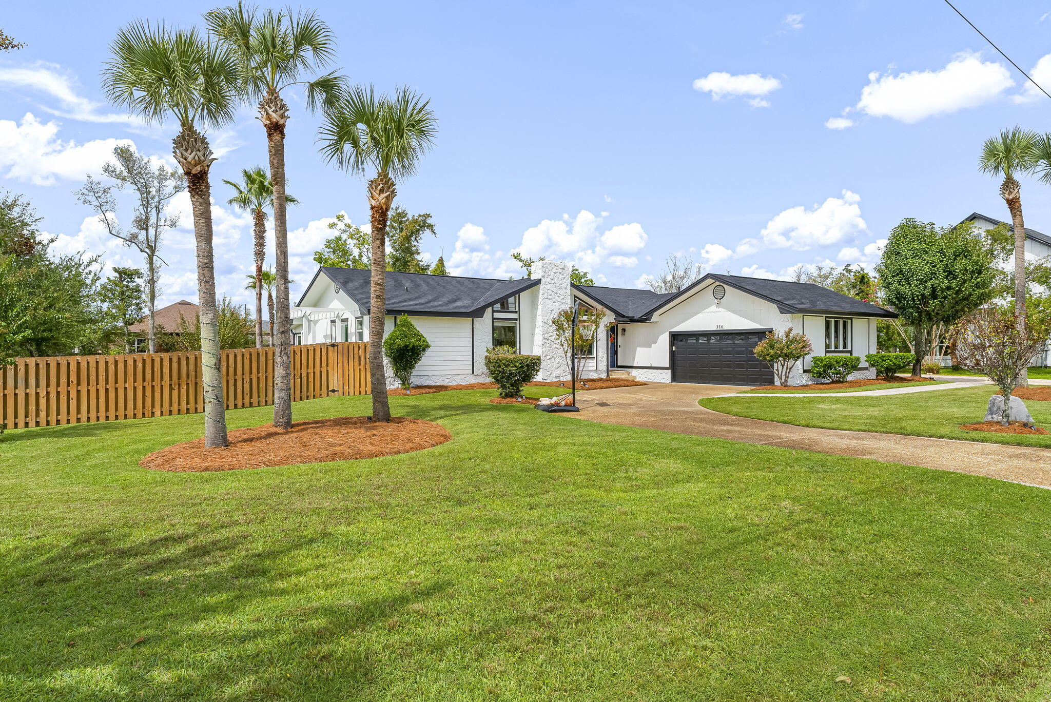 LYNN HAVEN - Residential