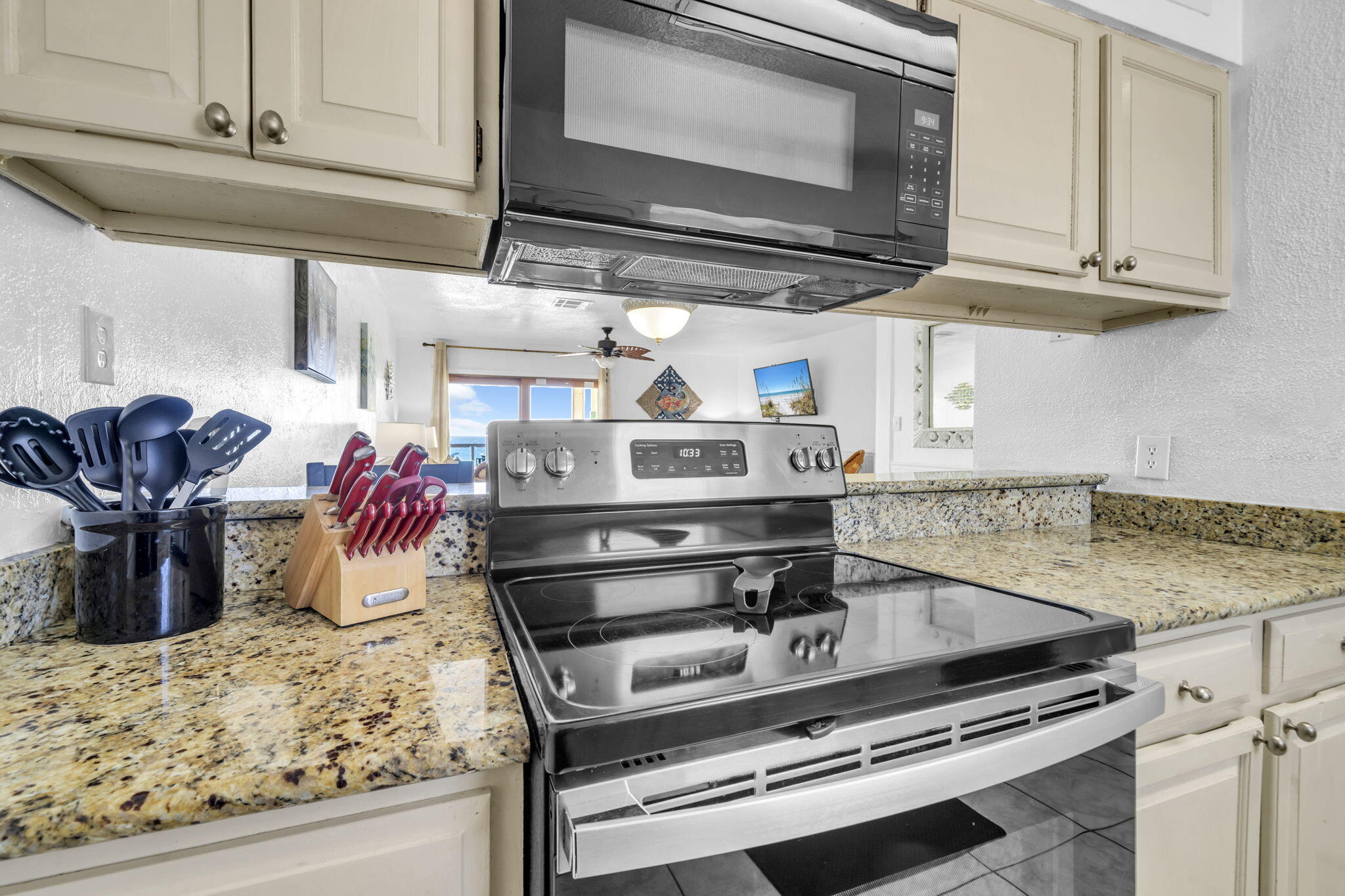 SUNCHASE T/H - Residential