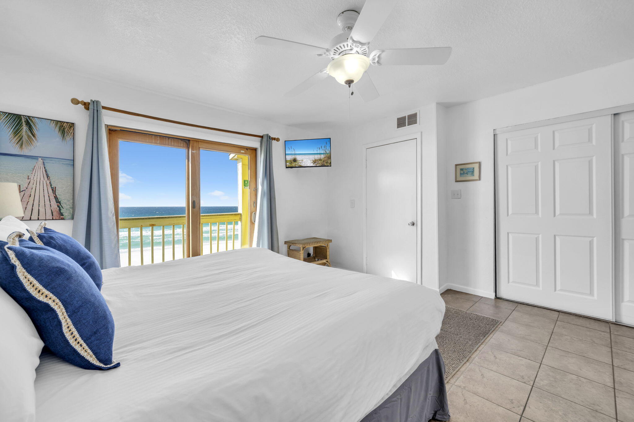 SUNCHASE T/H - Residential