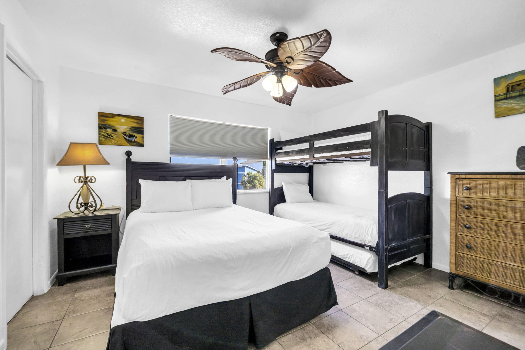 SUNCHASE T/H - Residential