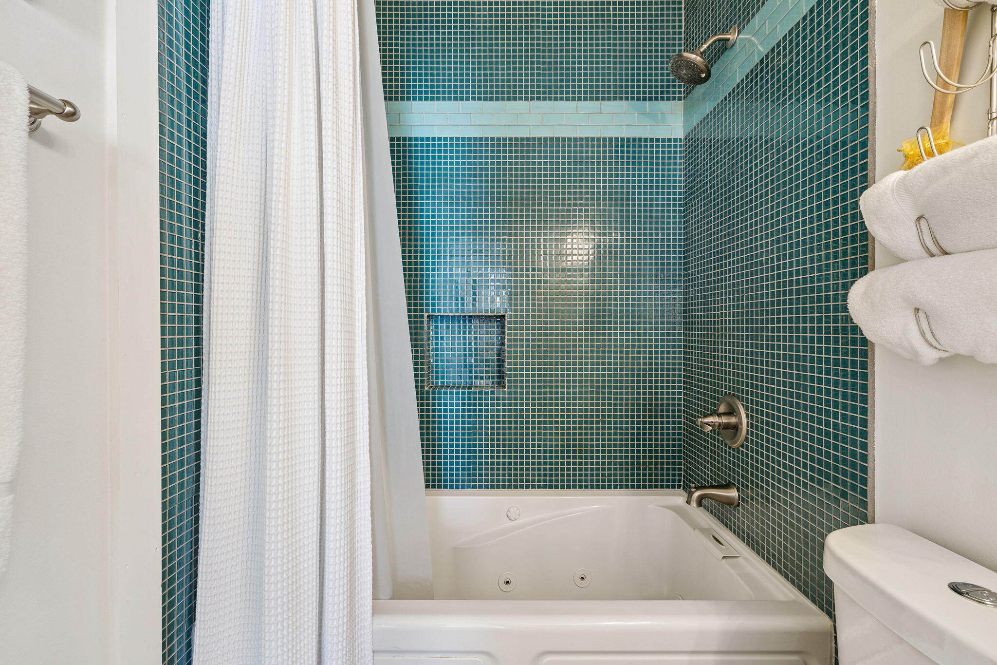 HERON'S WATCH CONDO PH 2 - Residential