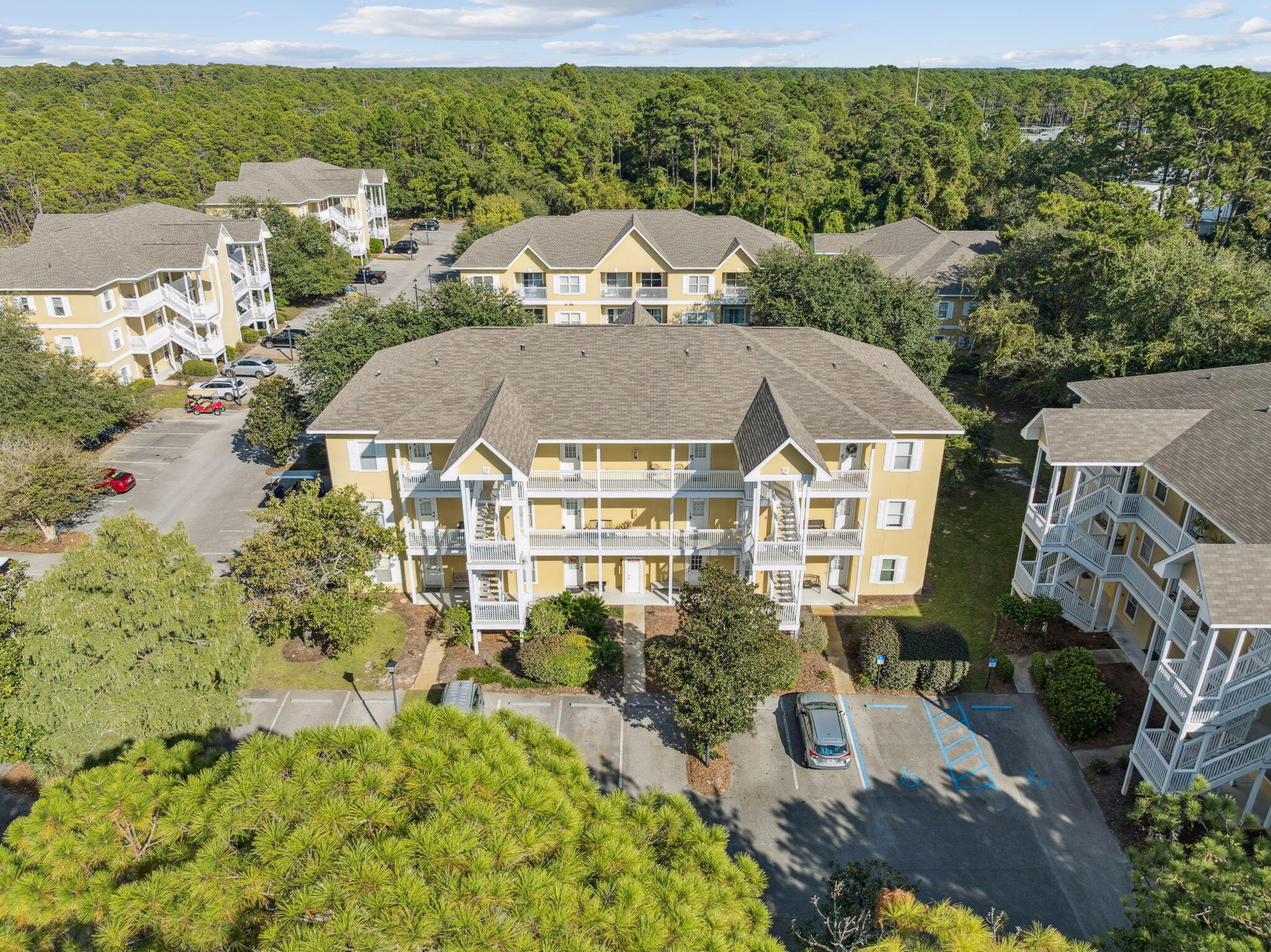 HERON'S WATCH CONDO PH 2 - Residential