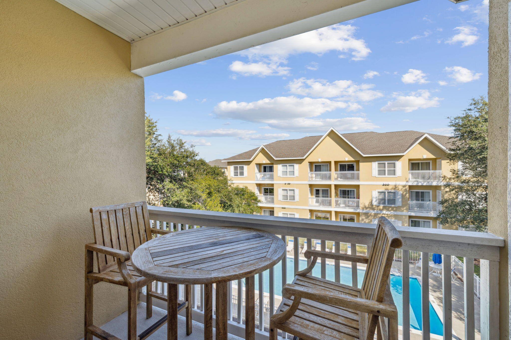 HERON'S WATCH CONDO PH 2 - Residential
