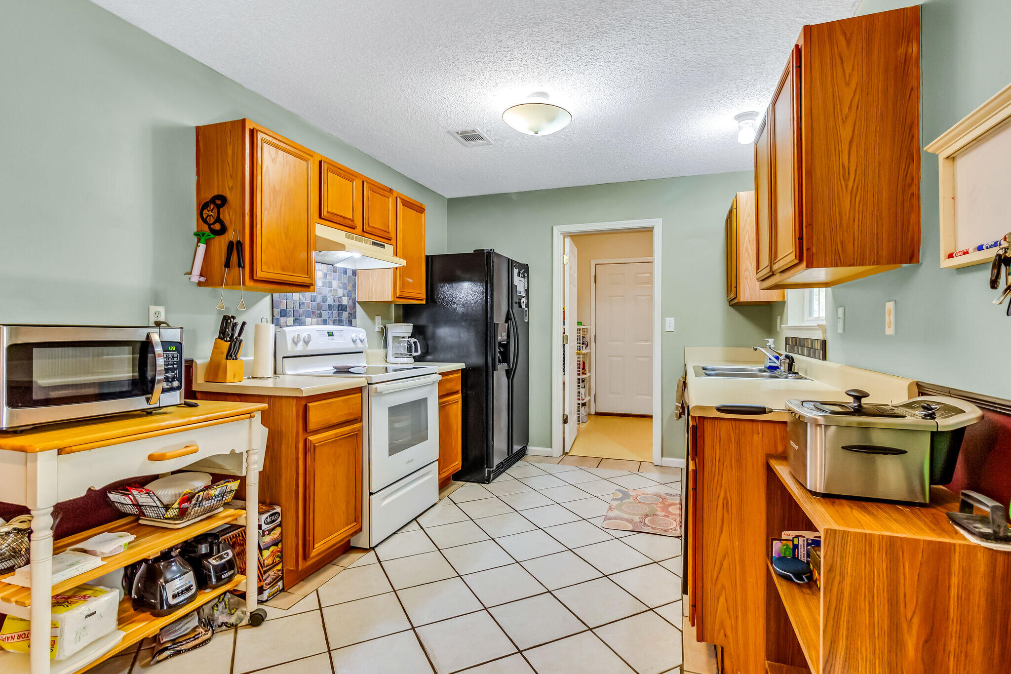 NO RECORDED SUBDIVISION - Residential