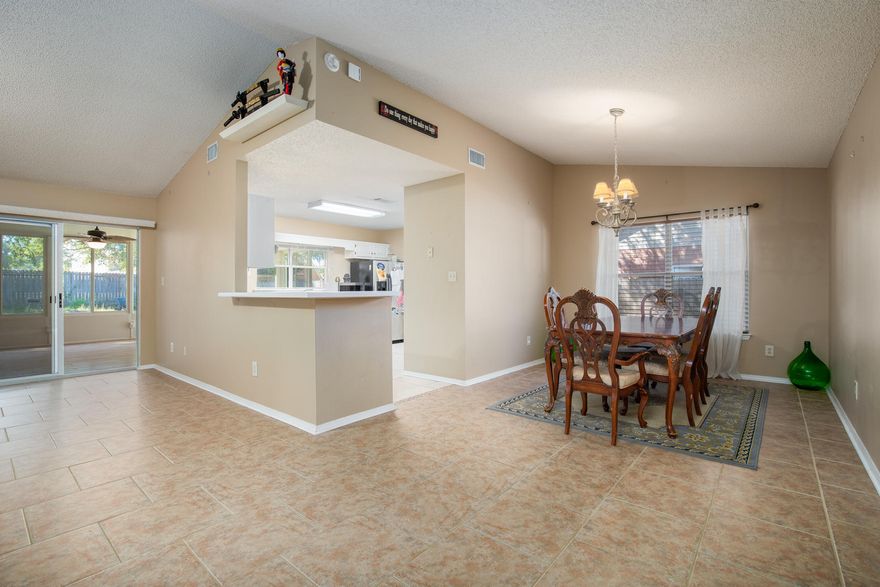 HARD TO FIND 4 BEDROOM & AFFORDABLE!!MOVE IN READY!!!4 Bedroom 2 Bath with a huge lot!!! Spacious home with a wonderful open floor plan and a large tiled Florida Room available for that always needed extra space! Kitchen is very spacious with lots of cabinet space, 20''ceramic tiles, and a Large Picture window that looks out to the Backyard. Living Room and Formal Dining Room are also spacious. Master Bath has double sinks, separate shower and two walk-in closets. This home has a 2 Car Garage, with attic space above, back yard is totally Privacy Fenced Back Yard. Quail Run Subdivision also has sidewalks, perfect for your morning or evening walks with your fur babies!