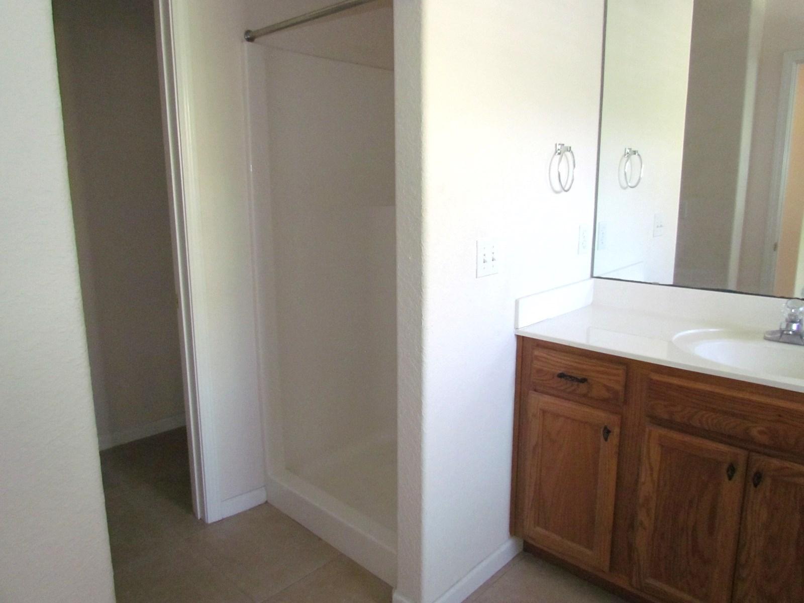 ENDICOTT VILLAGE - Residential Lease