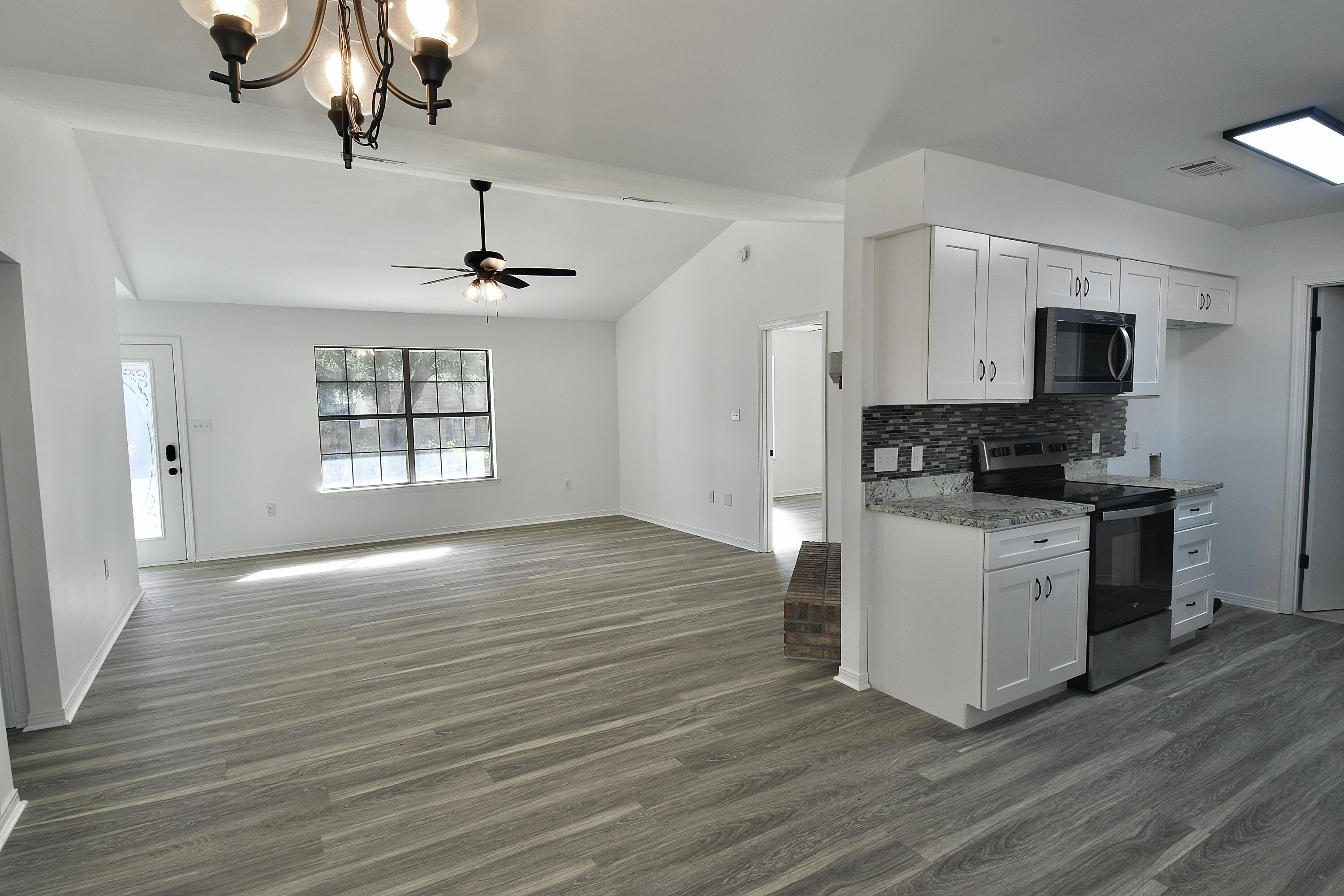 EAST BAY RIVER ESTATES 2ND ADDN - Residential