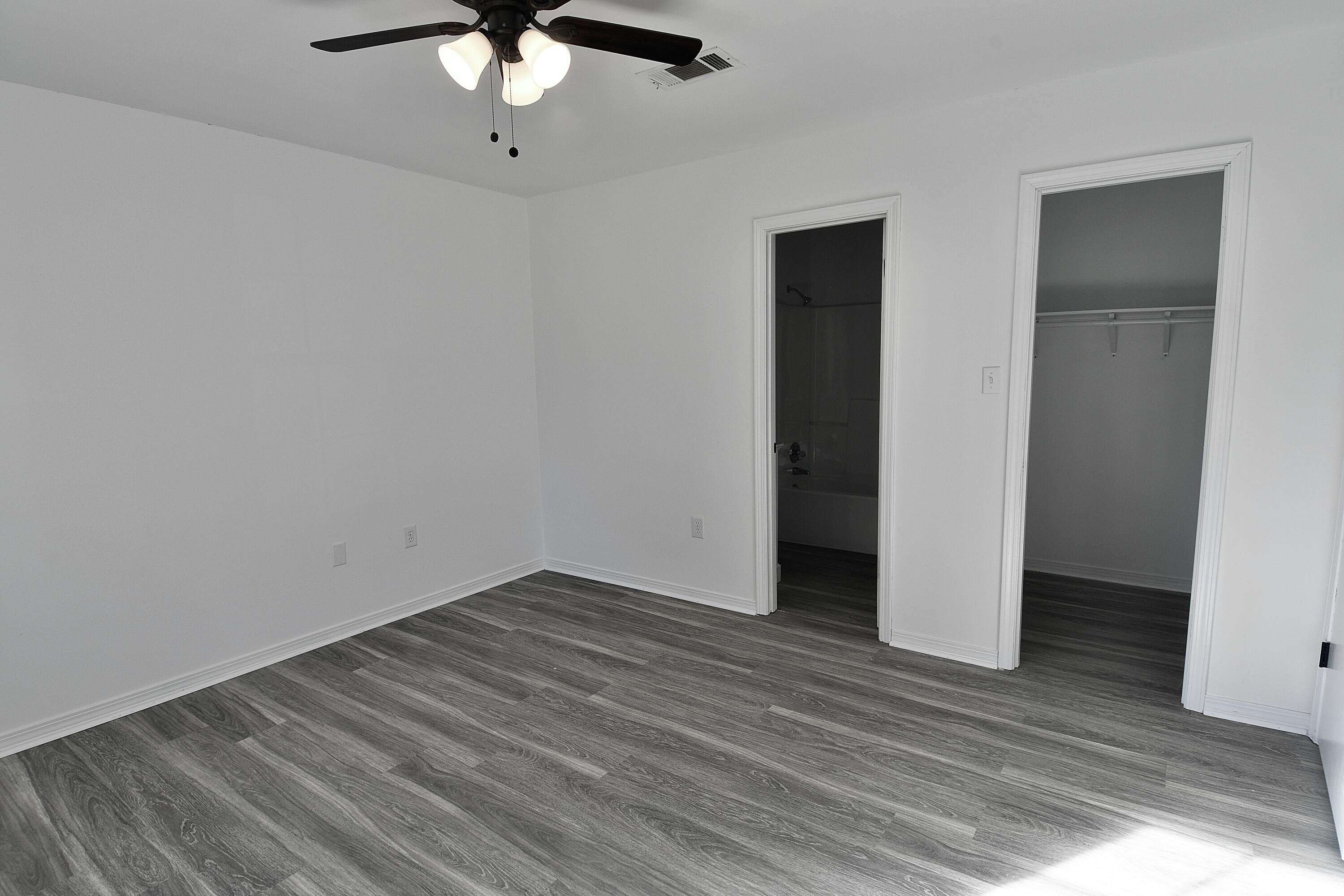 EAST BAY RIVER ESTATES 2ND ADDN - Residential